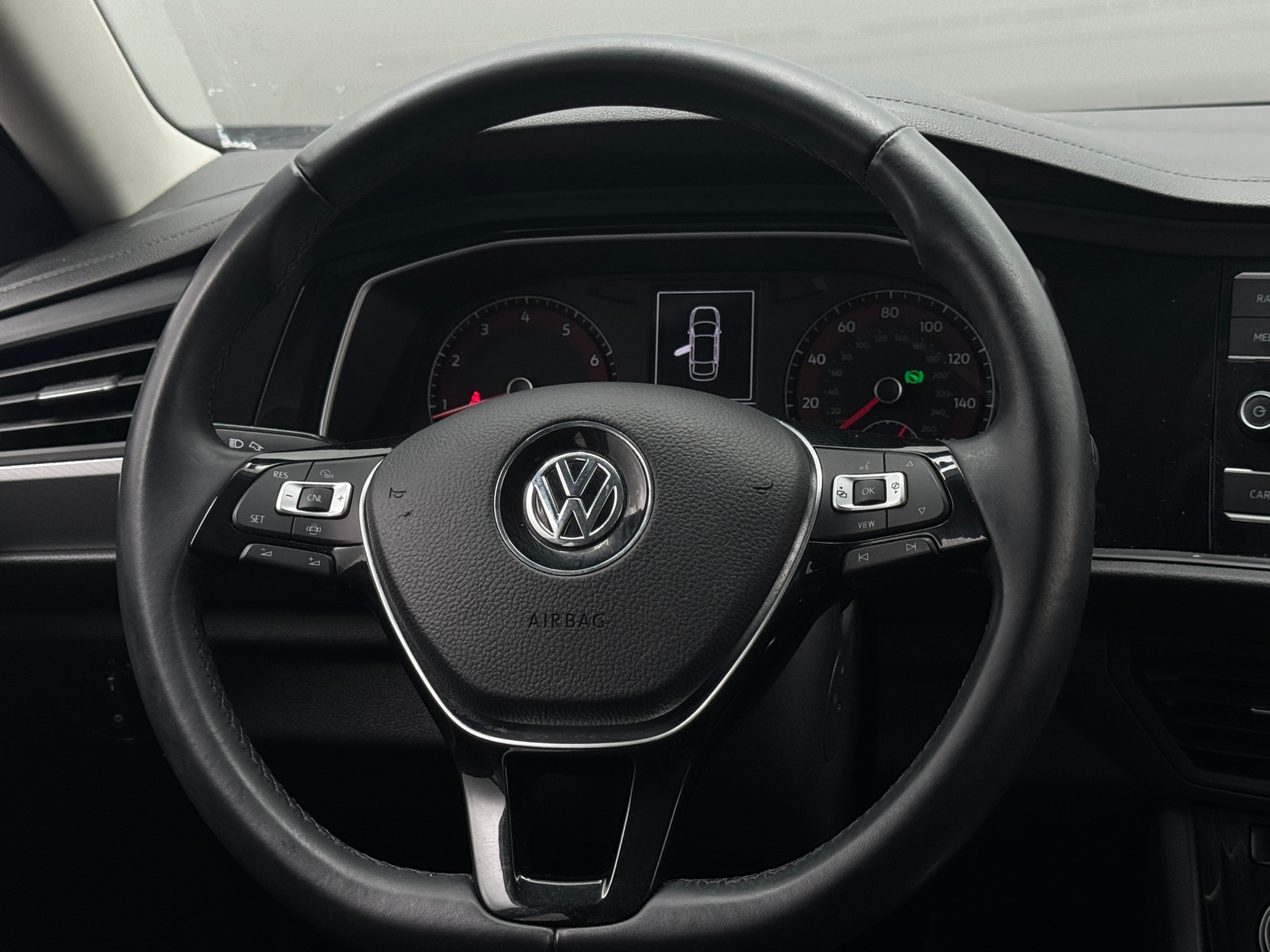 Thumbnail: 2019 Volkswagen Jetta - 4