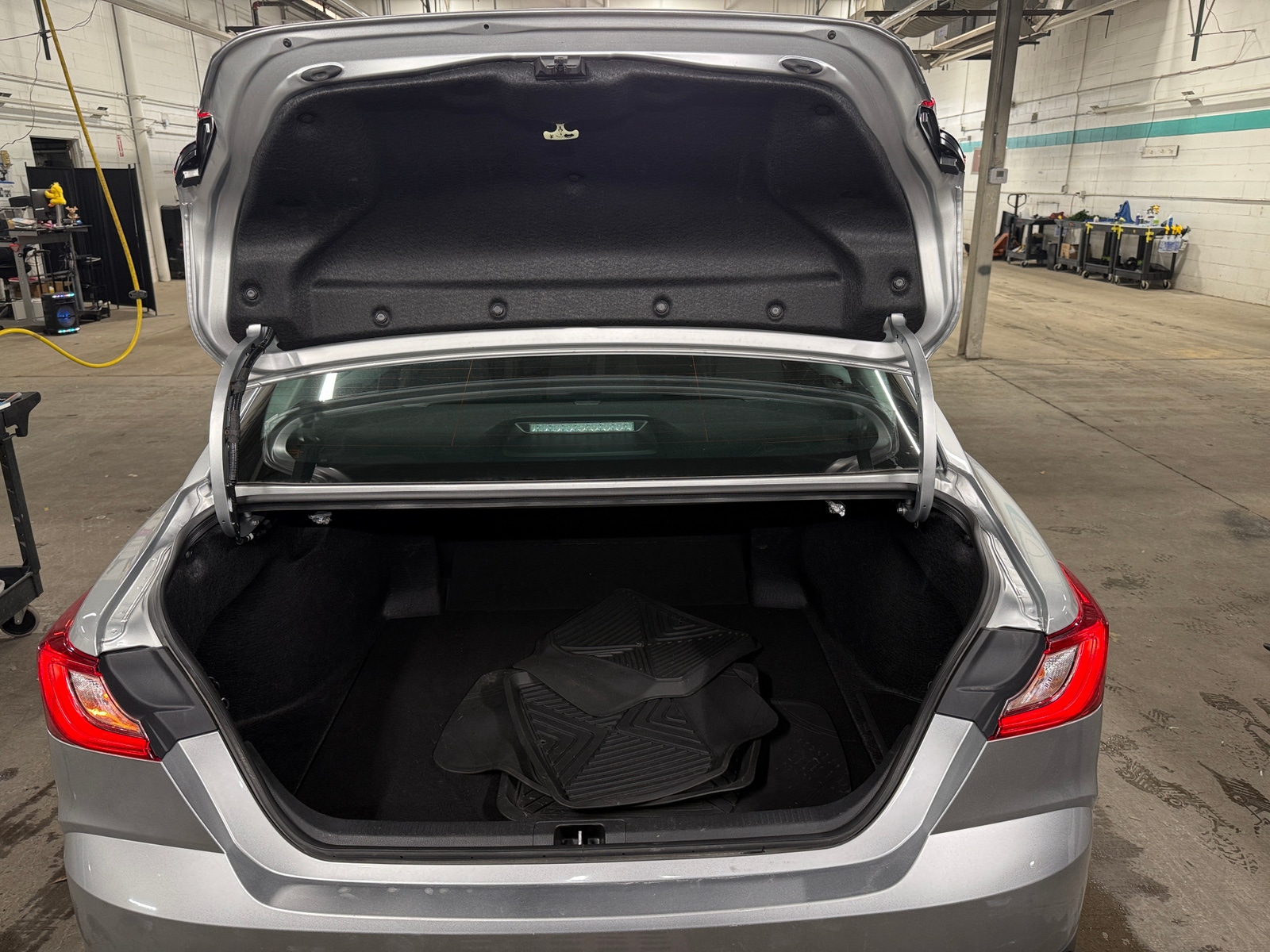 Thumbnail: 2025 Toyota Camry - 7