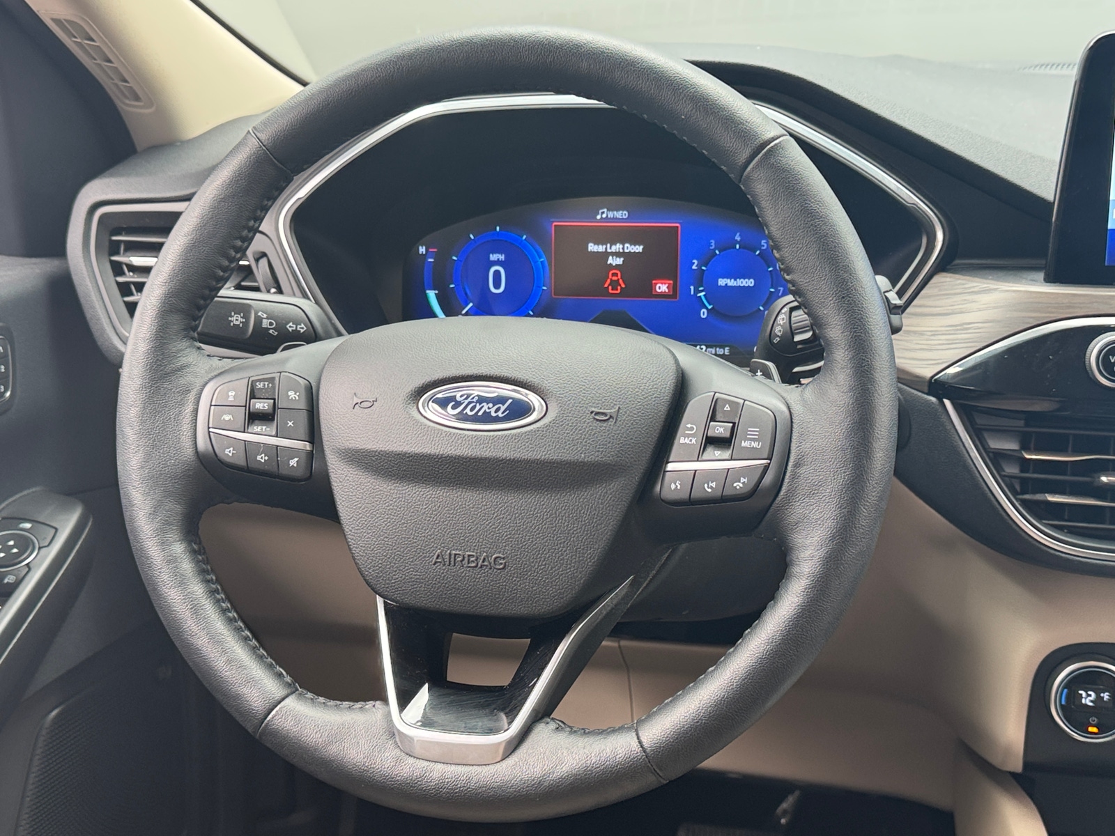 Thumbnail: 2020 Ford Escape - 4