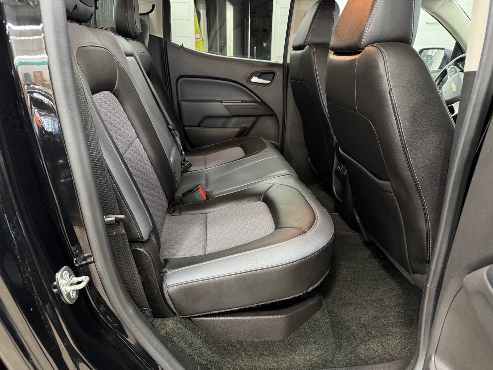 Thumbnail: 2017 Chevrolet Colorado - 6