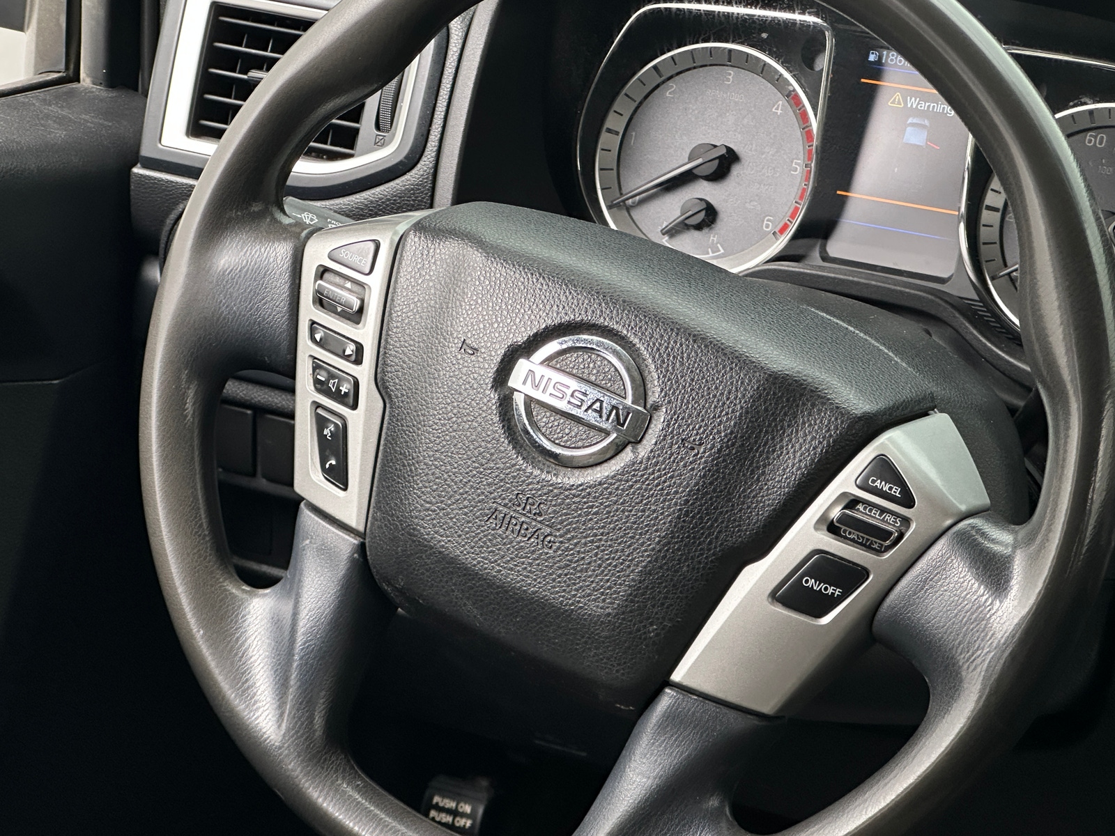 Thumbnail: 2019 Nissan Titan - 5