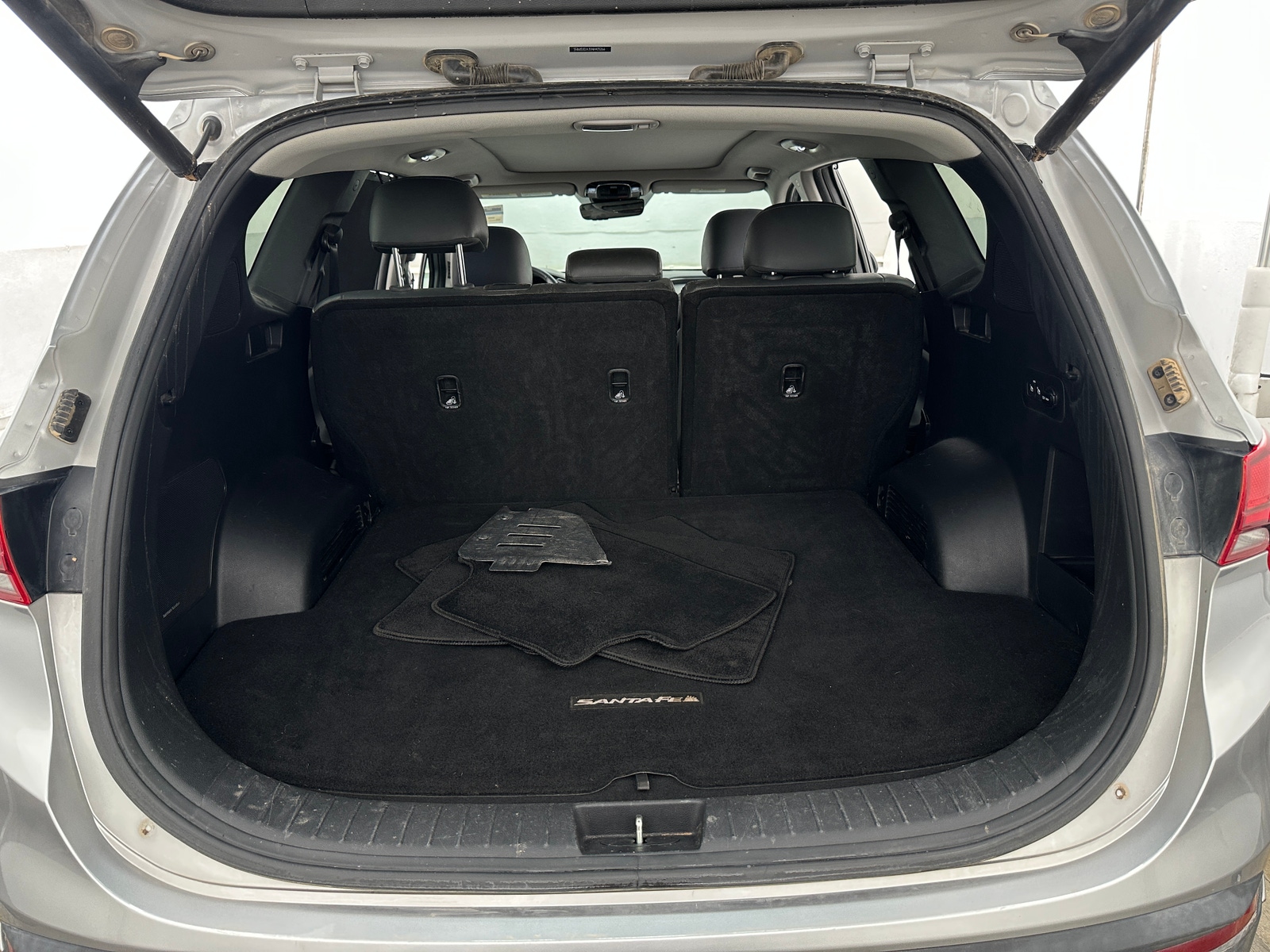 Thumbnail: 2022 Hyundai Santa Fe - 6