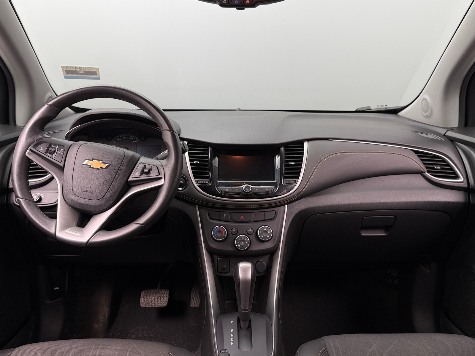 Thumbnail: 2022 Chevrolet Trax - 3