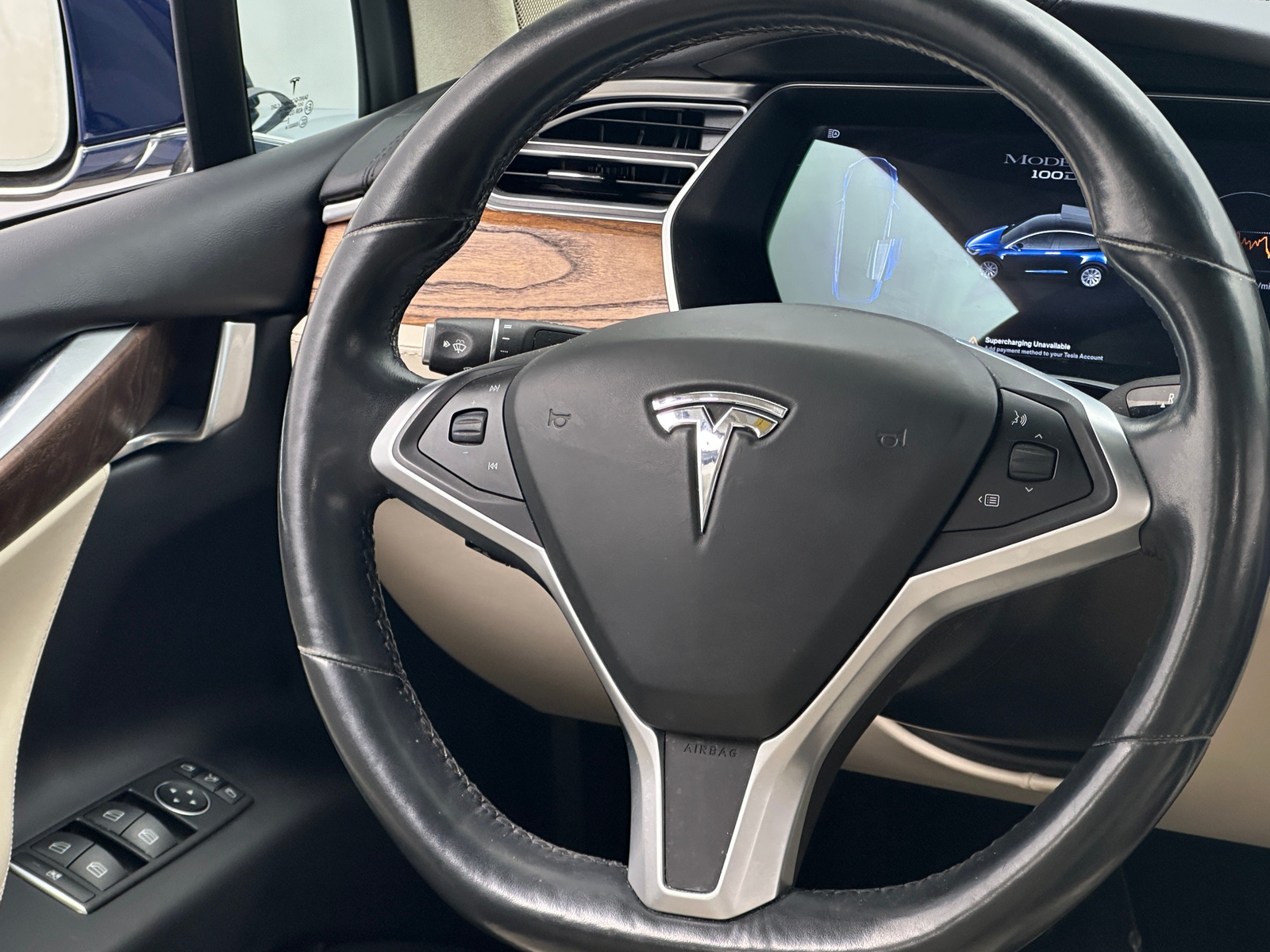 Thumbnail: 2017 Tesla Model X - 4