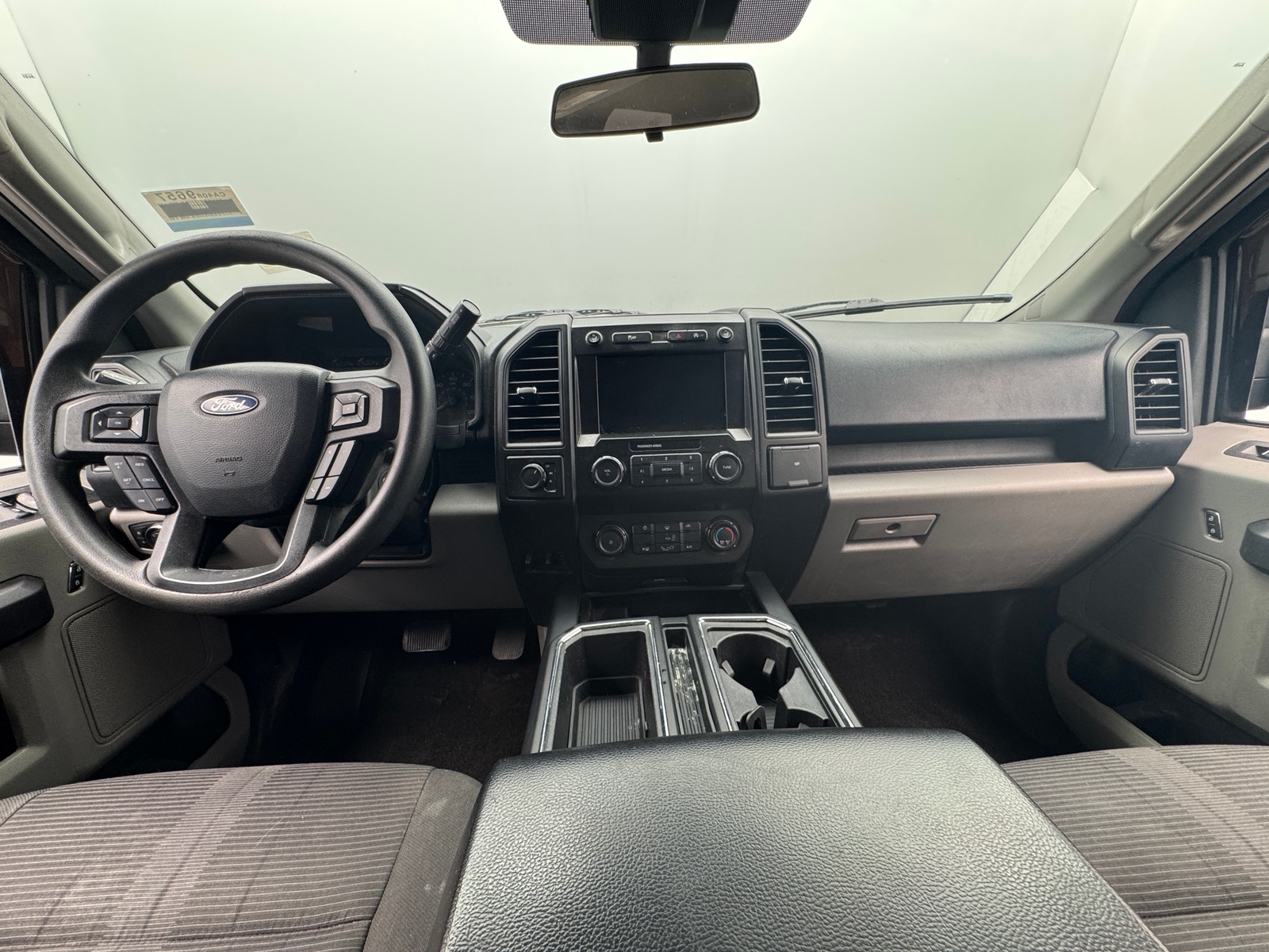 Thumbnail: 2019 Ford Econoline - 3