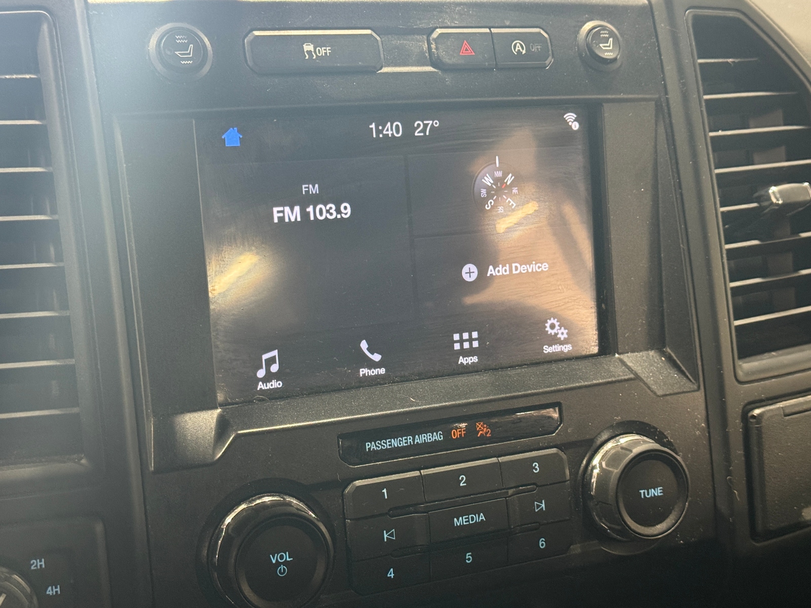 Thumbnail: 2019 Ford Econoline - 4