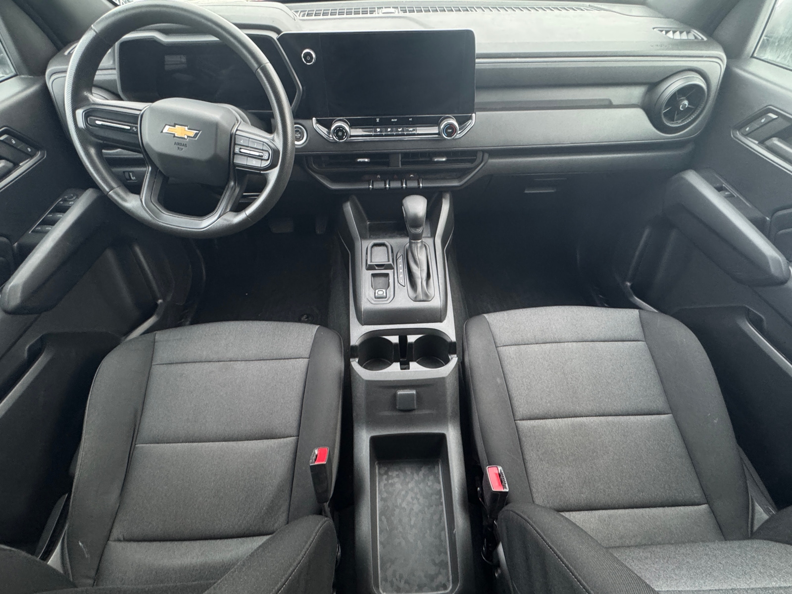 Thumbnail: 2024 Chevrolet Colorado - 3