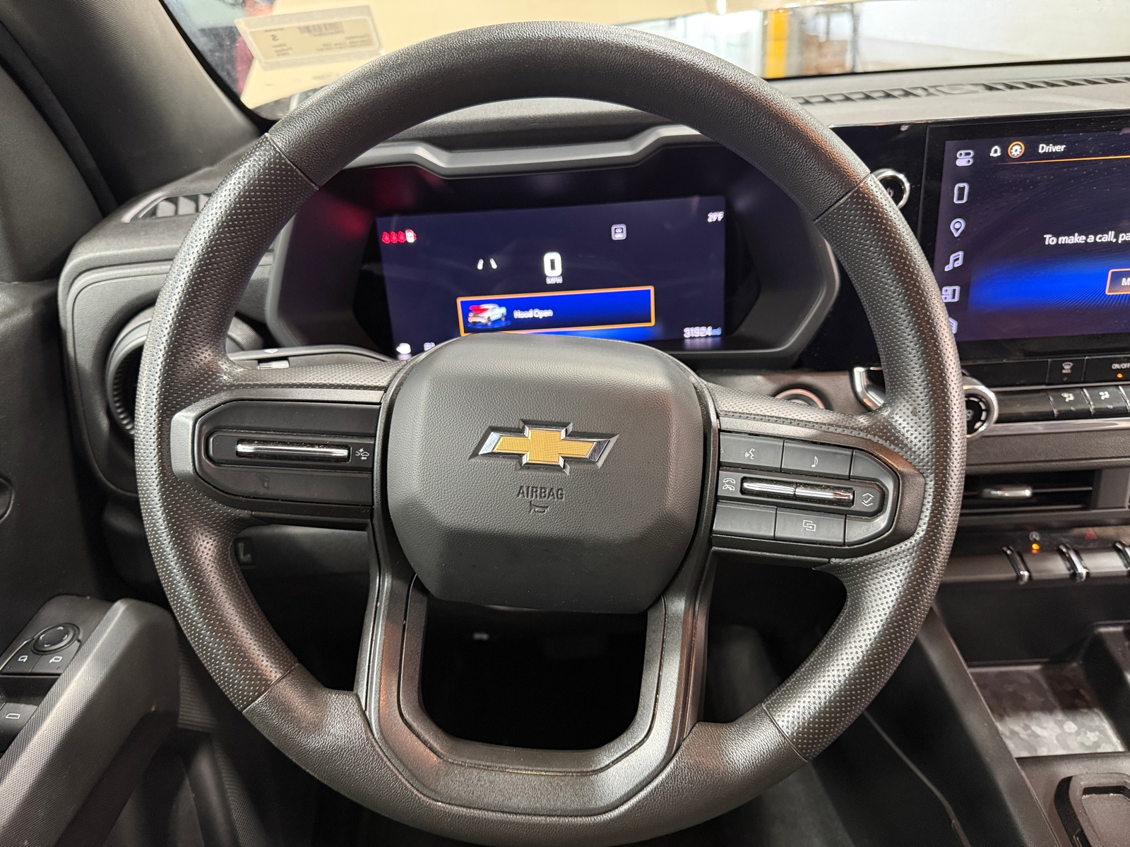 Thumbnail: 2024 Chevrolet Colorado - 5