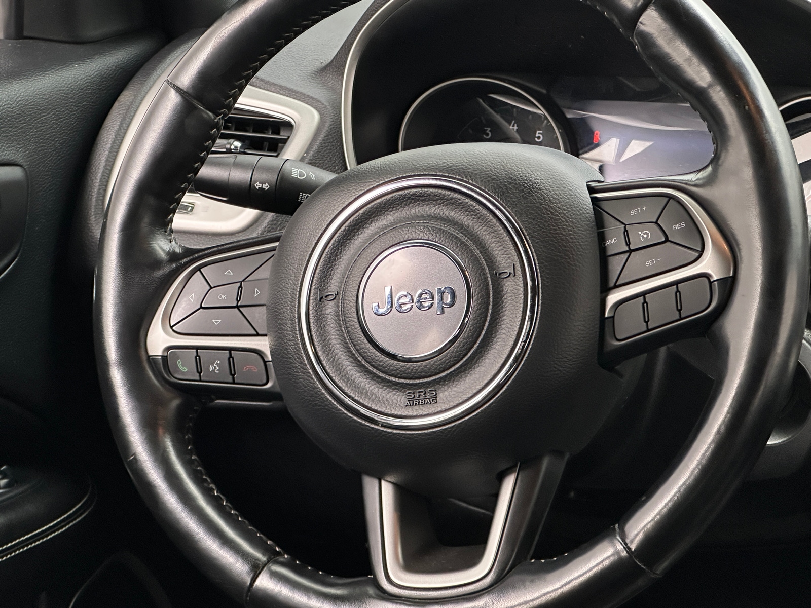Thumbnail: 2021 Jeep Compass - 4