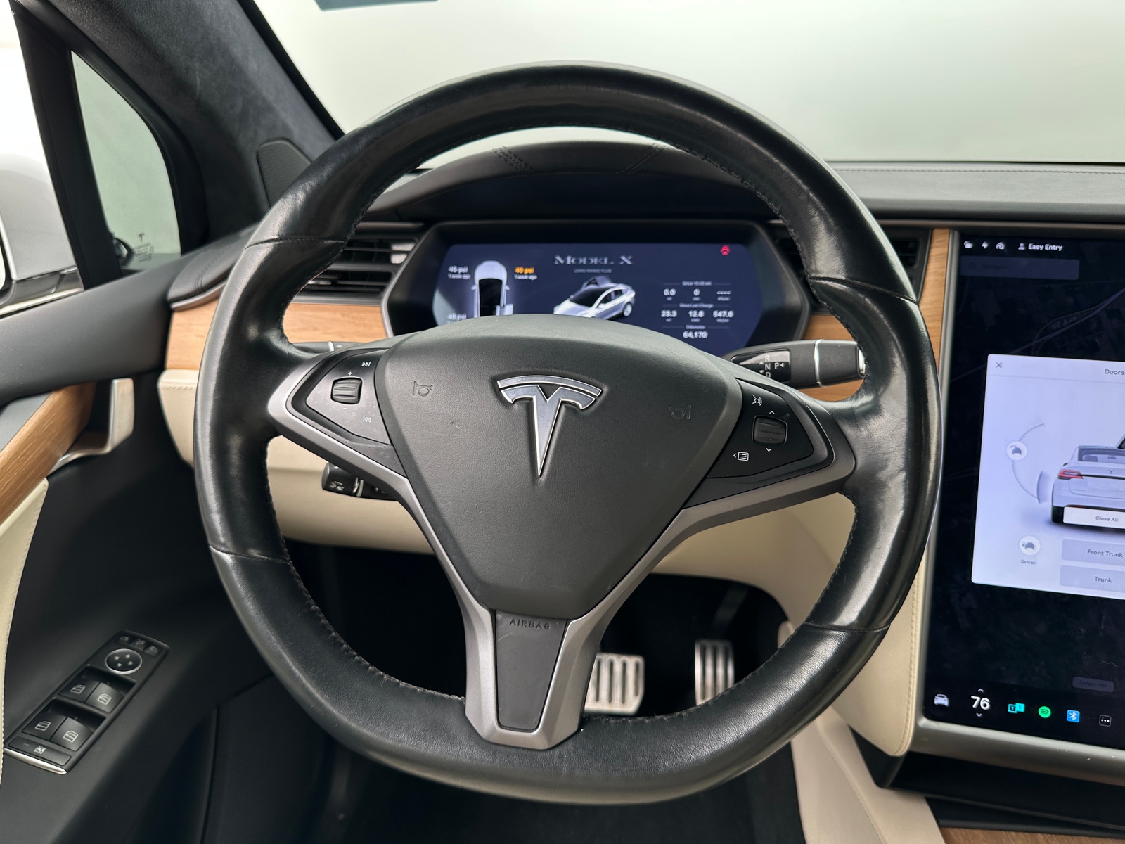 Thumbnail: 2020 Tesla Model X - 4
