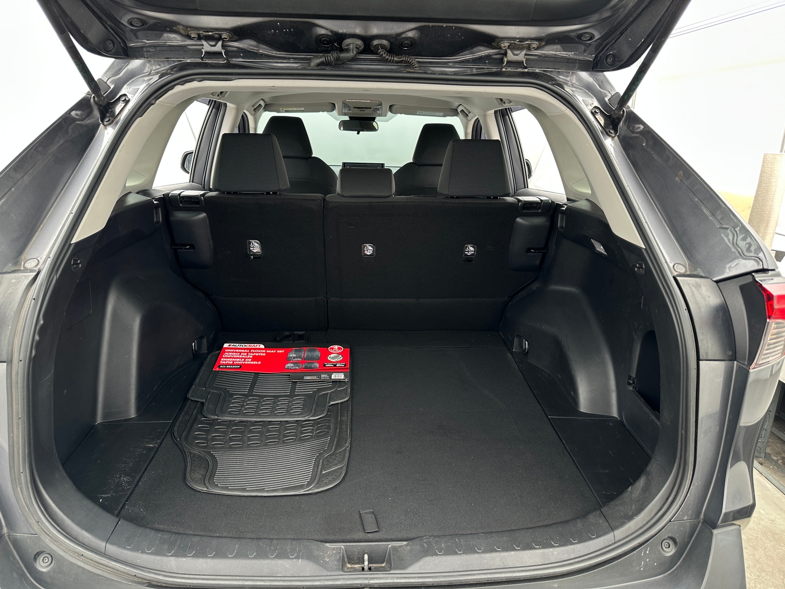 Thumbnail: 2021 Toyota RAV4 - 7