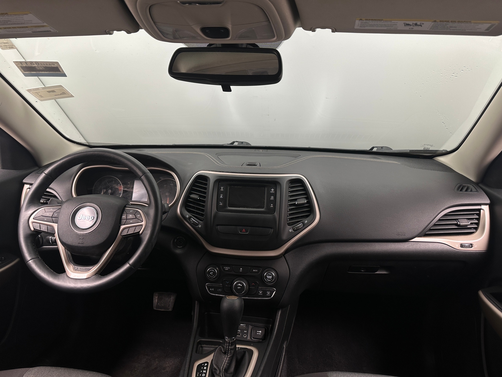 Thumbnail: 2018 Jeep Cherokee - 3