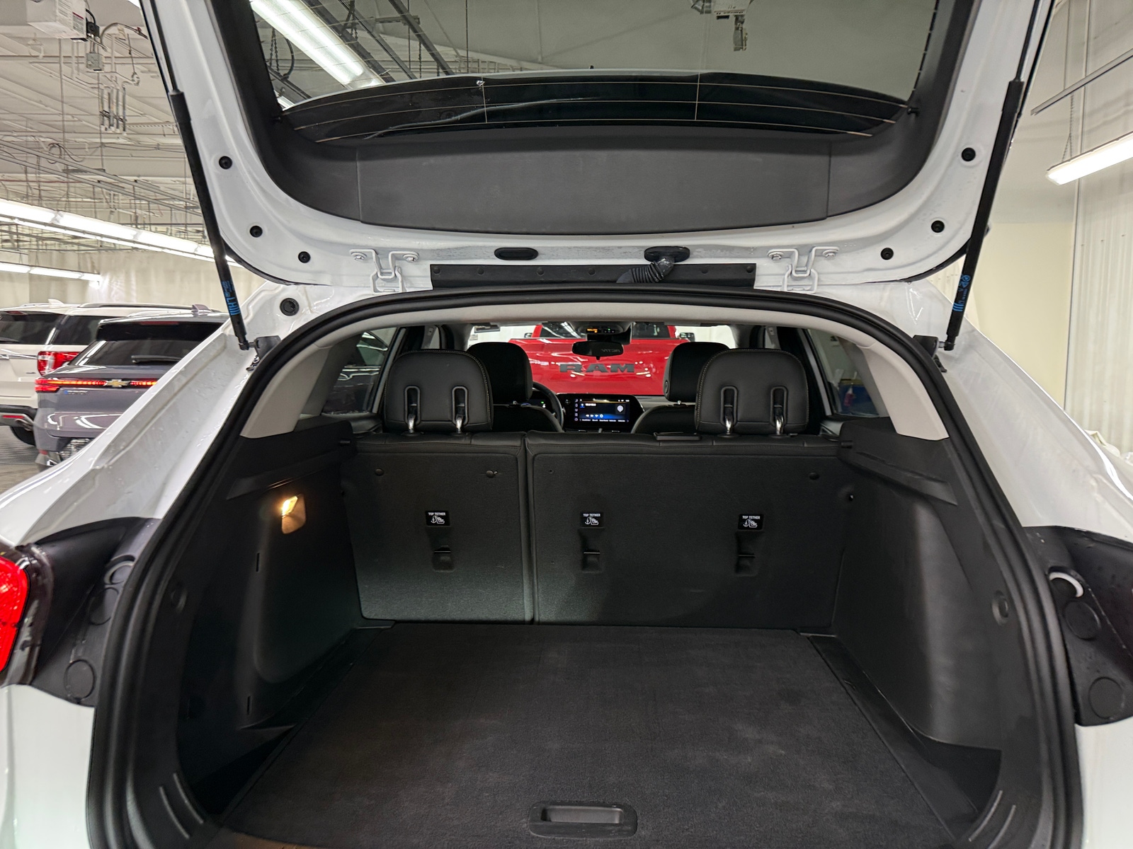 Thumbnail: 2025 Chevrolet Trax - 6