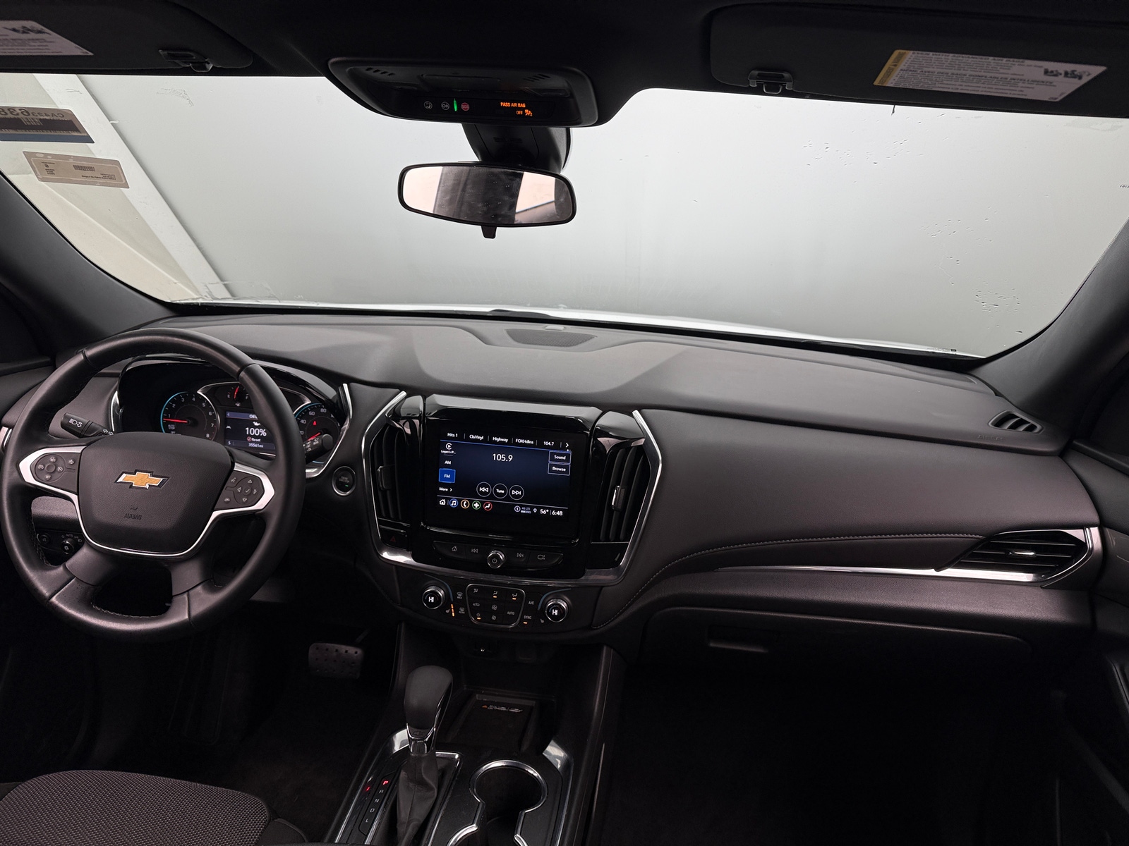 Thumbnail: 2023 Chevrolet Traverse - 3