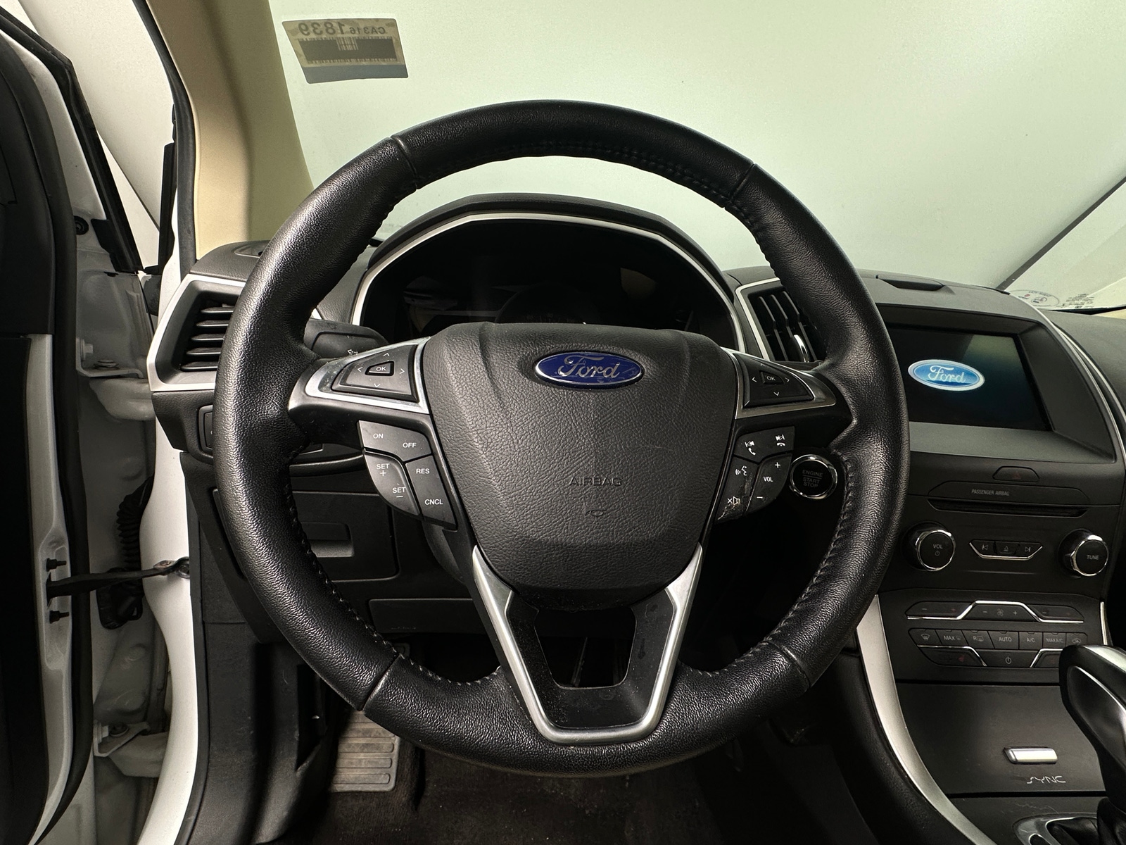 Thumbnail: 2016 Ford Edge - 5
