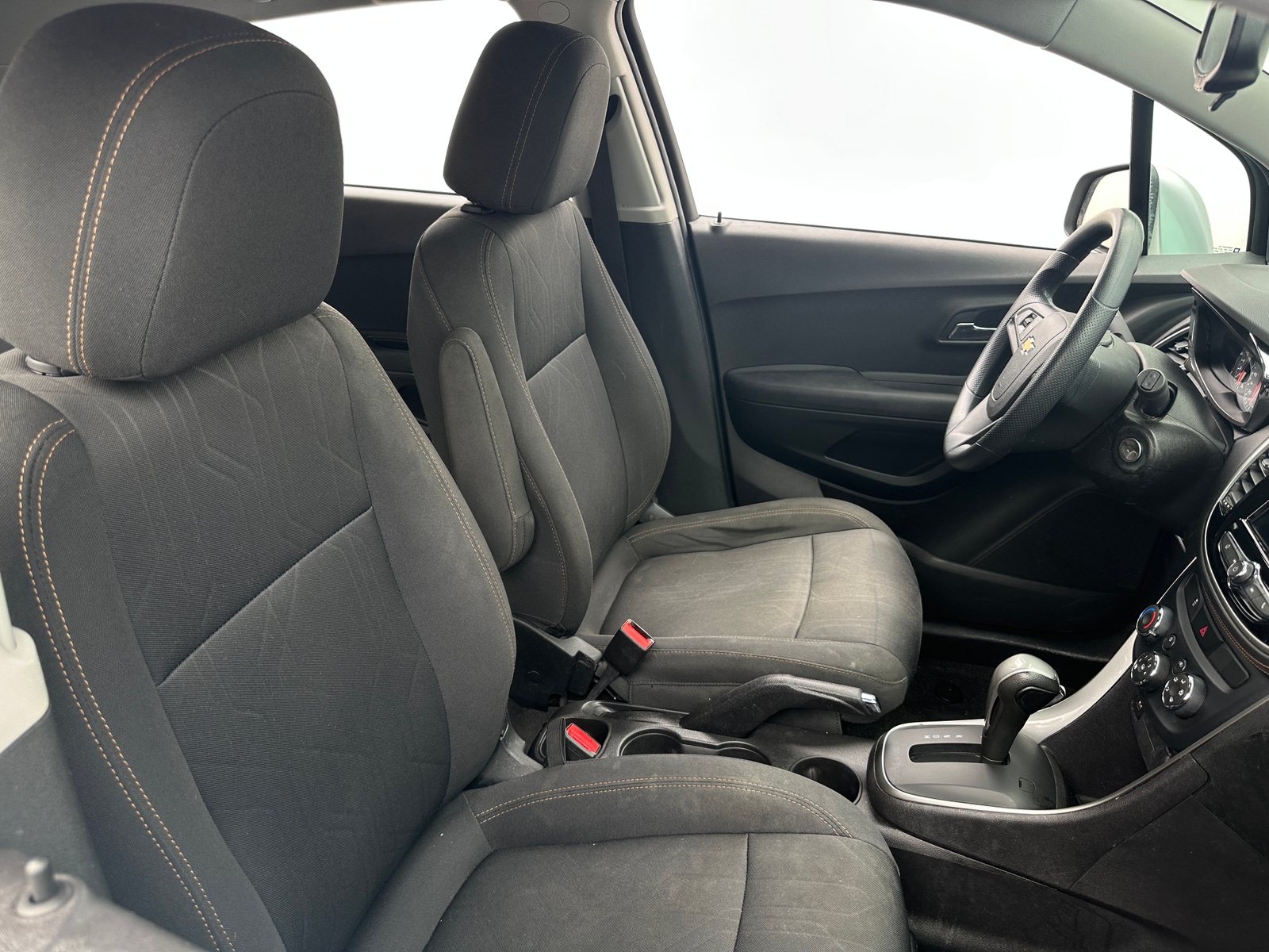 Thumbnail: 2018 Chevrolet Trax - 2