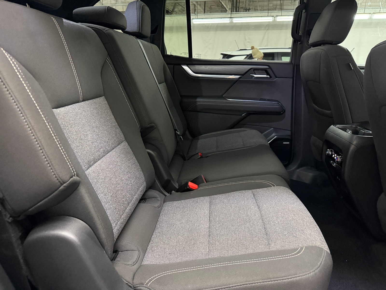 Thumbnail: 2025 GMC Acadia - 6