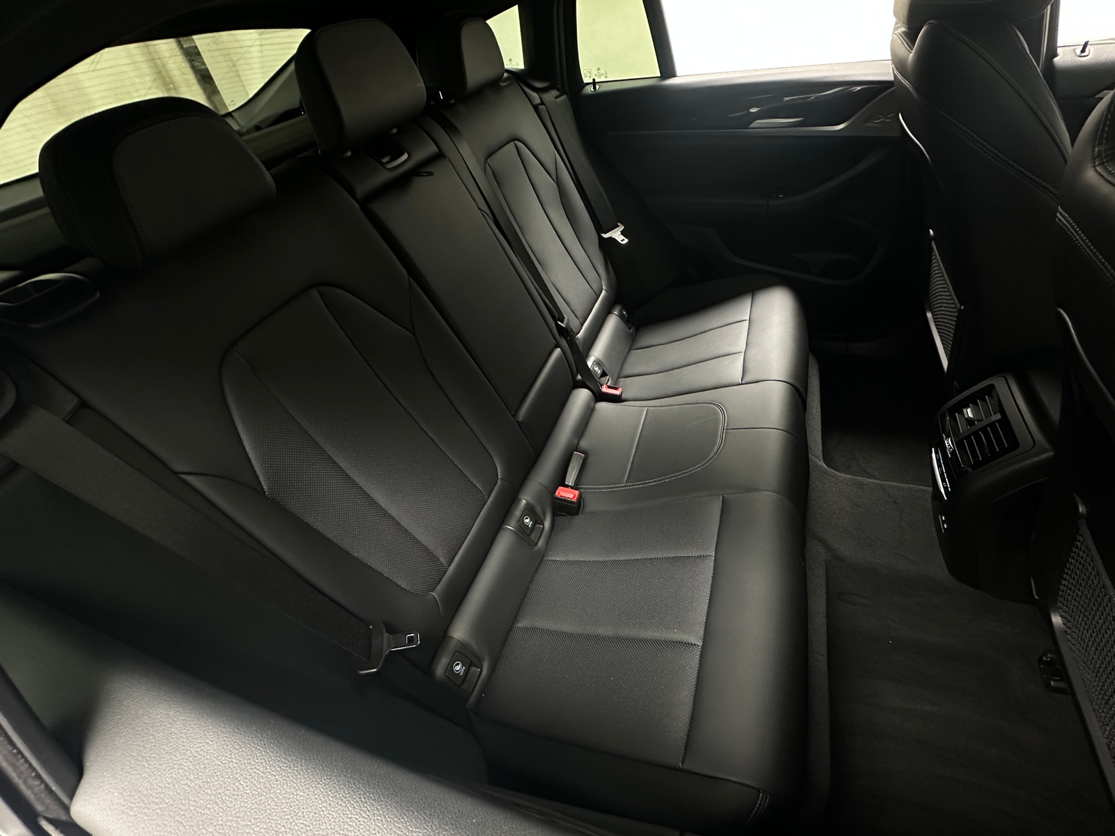 Thumbnail: 2024 BMW X4 - 5