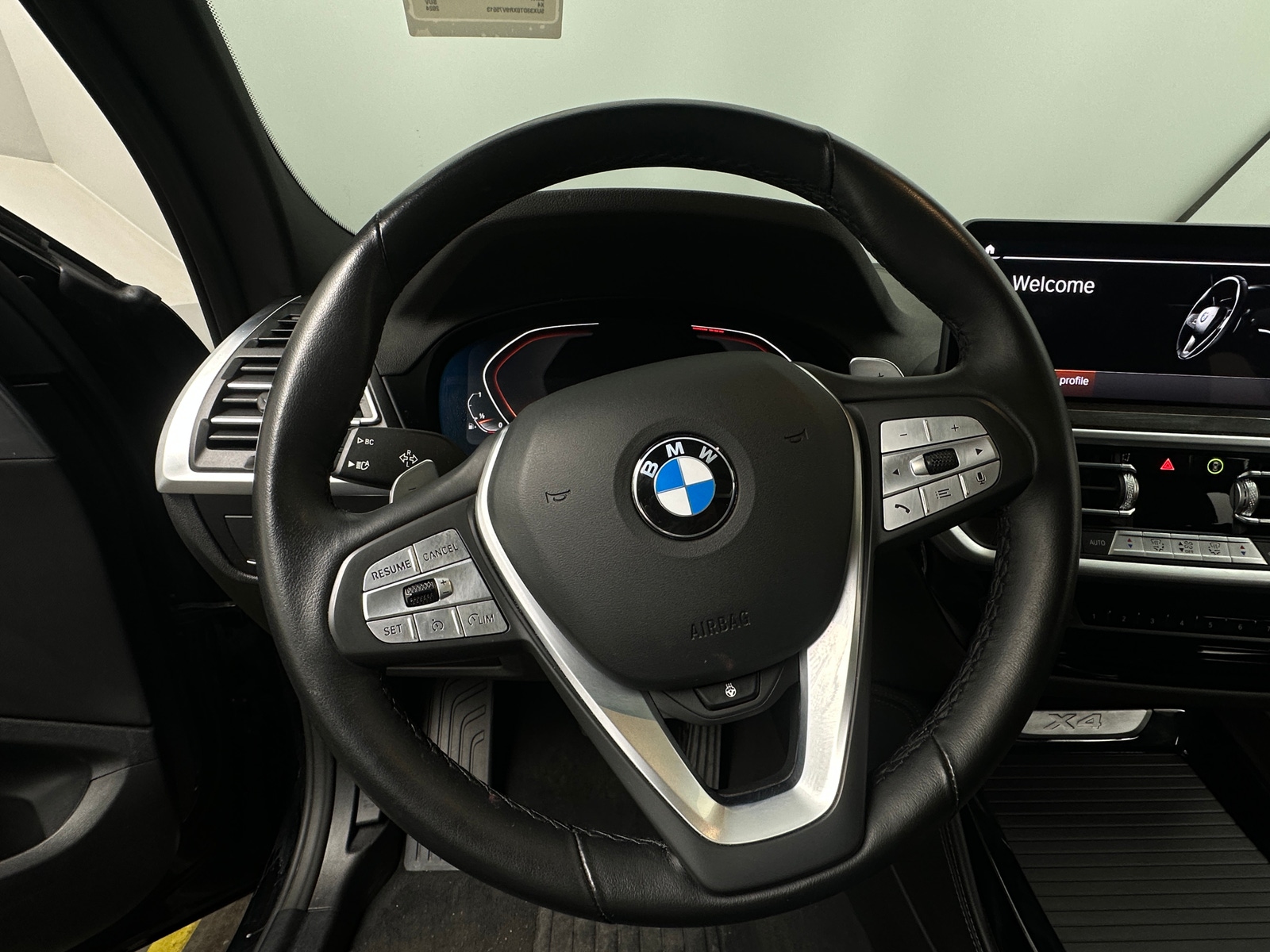 Thumbnail: 2024 BMW X4 - 4