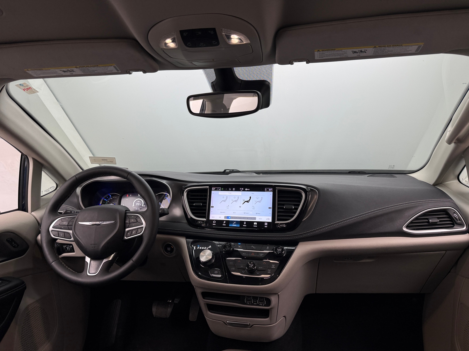 Thumbnail: 2023 Chrysler Pacifica - 2