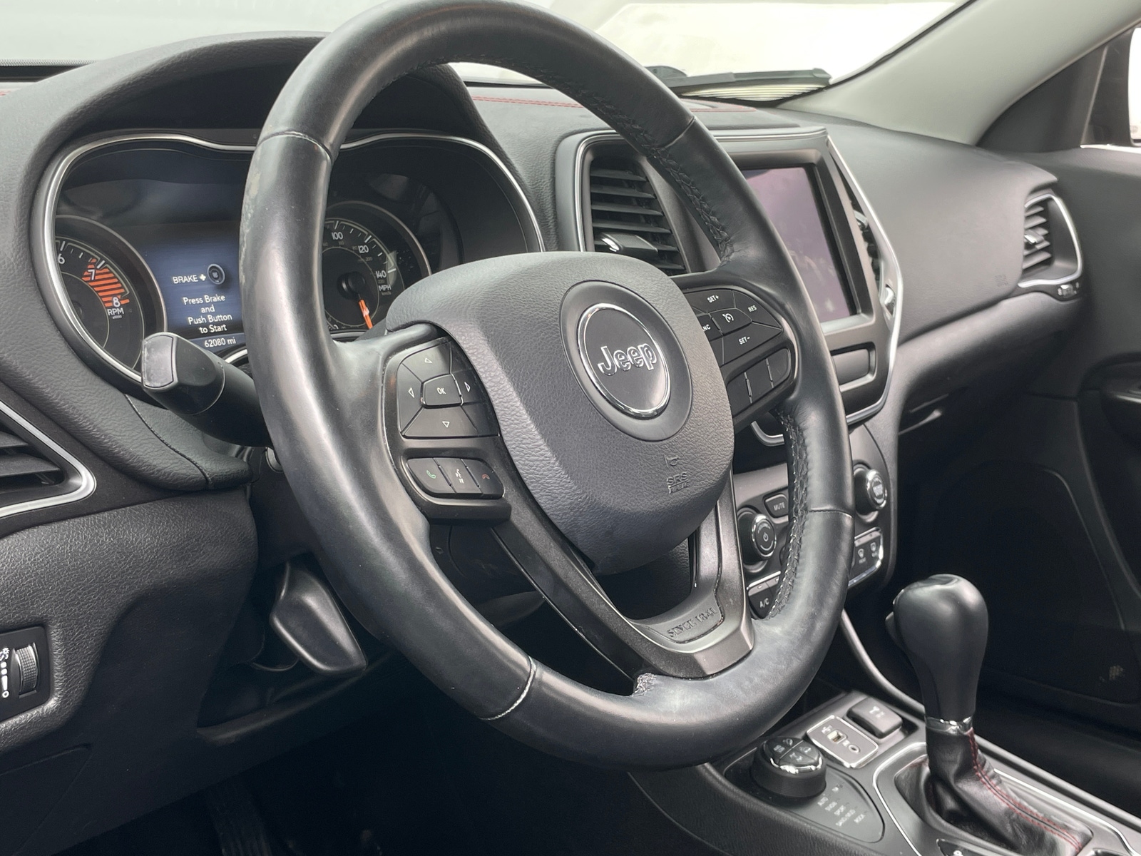 Thumbnail: 2019 Jeep Cherokee - 5