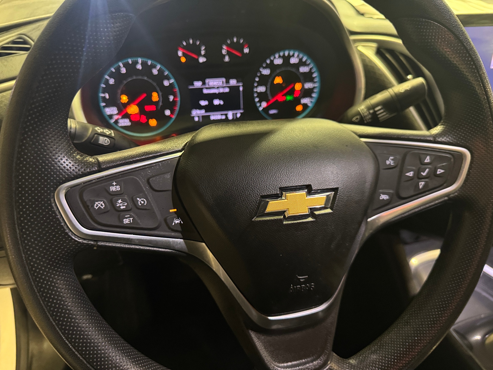 Thumbnail: 2022 Chevrolet Malibu - 5