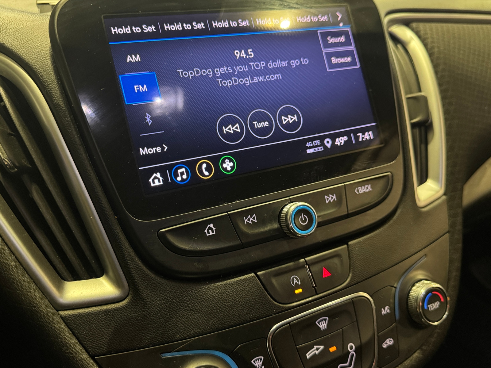 Thumbnail: 2022 Chevrolet Malibu - 4