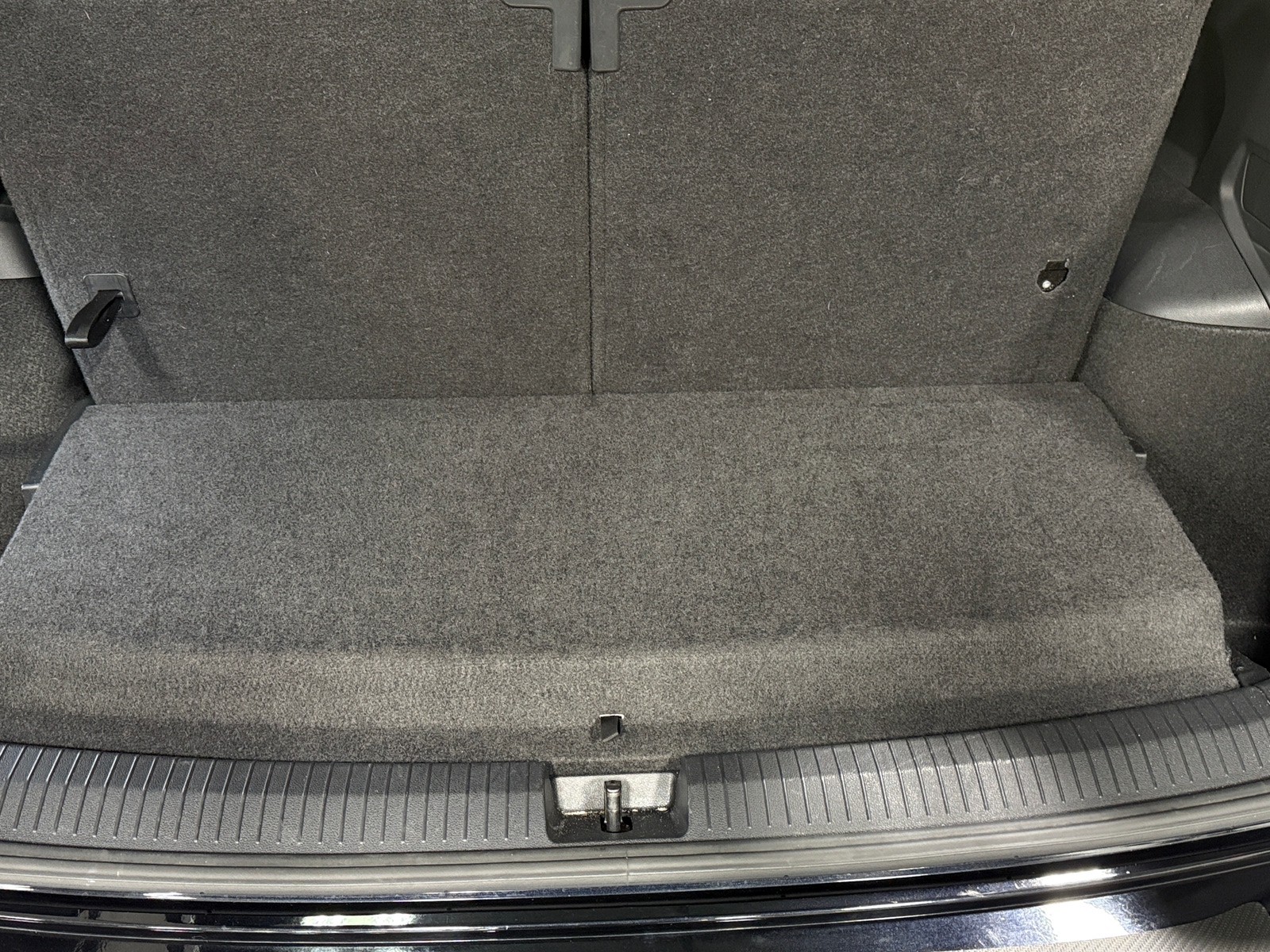 Thumbnail: 2024 Volkswagen Tiguan - 7