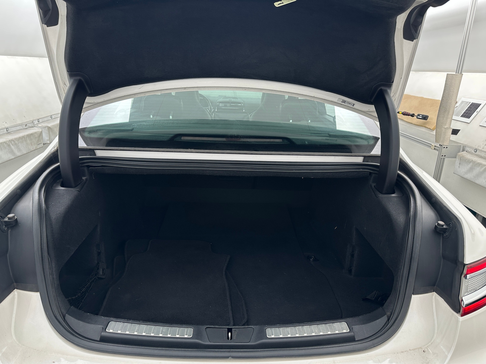 Thumbnail: 2017 Lincoln Continental - 6