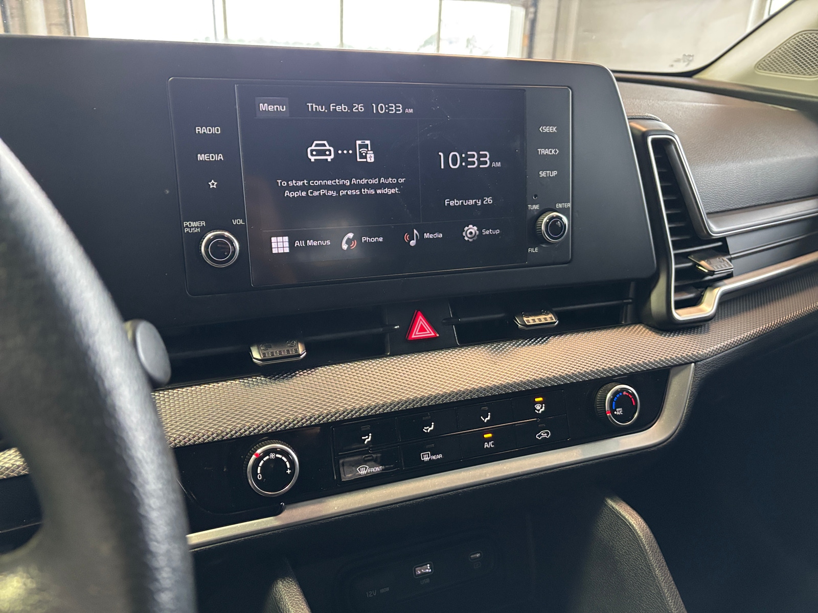 Thumbnail: 2025 Kia Sportage - 4