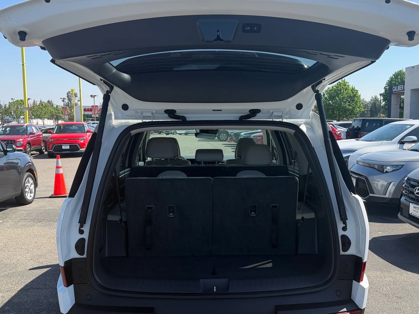 Thumbnail: 2025 Hyundai Santa Fe - 7