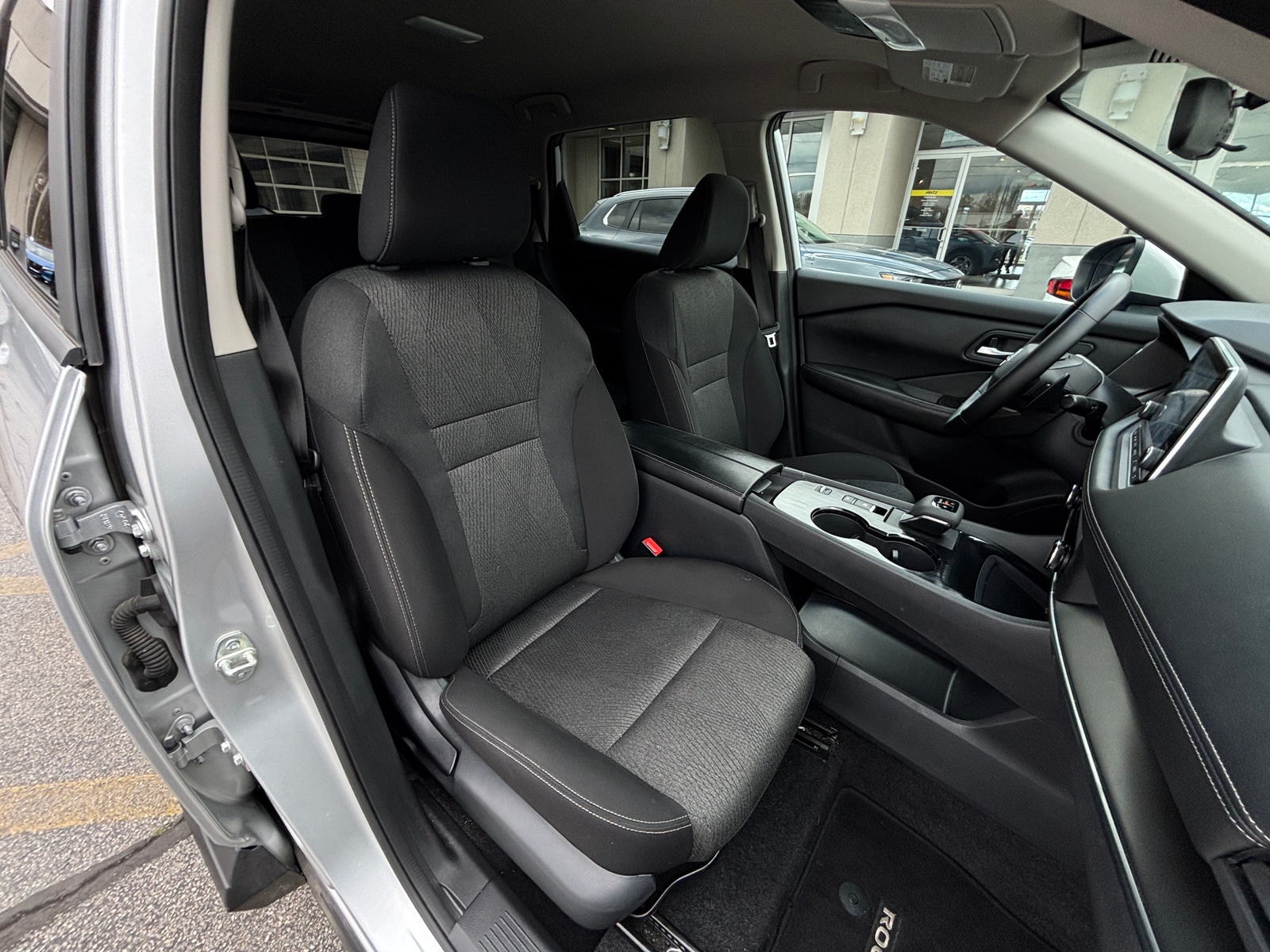 Thumbnail: 2025 Nissan Rogue - 2