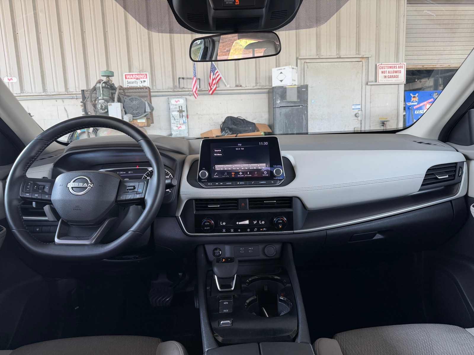 Thumbnail: 2025 Nissan Rogue - 3