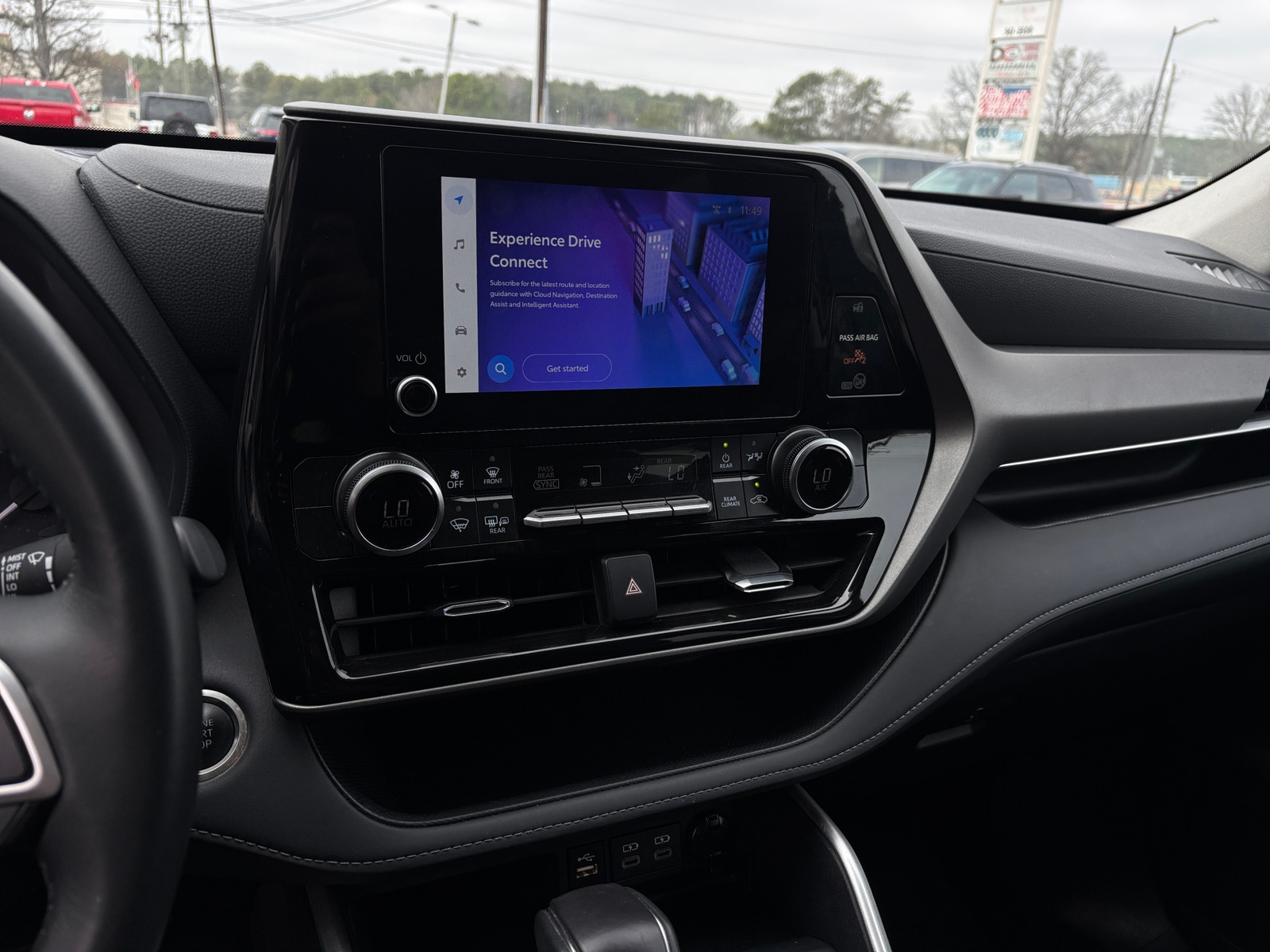 Thumbnail: 2025 Toyota Highlander - 4