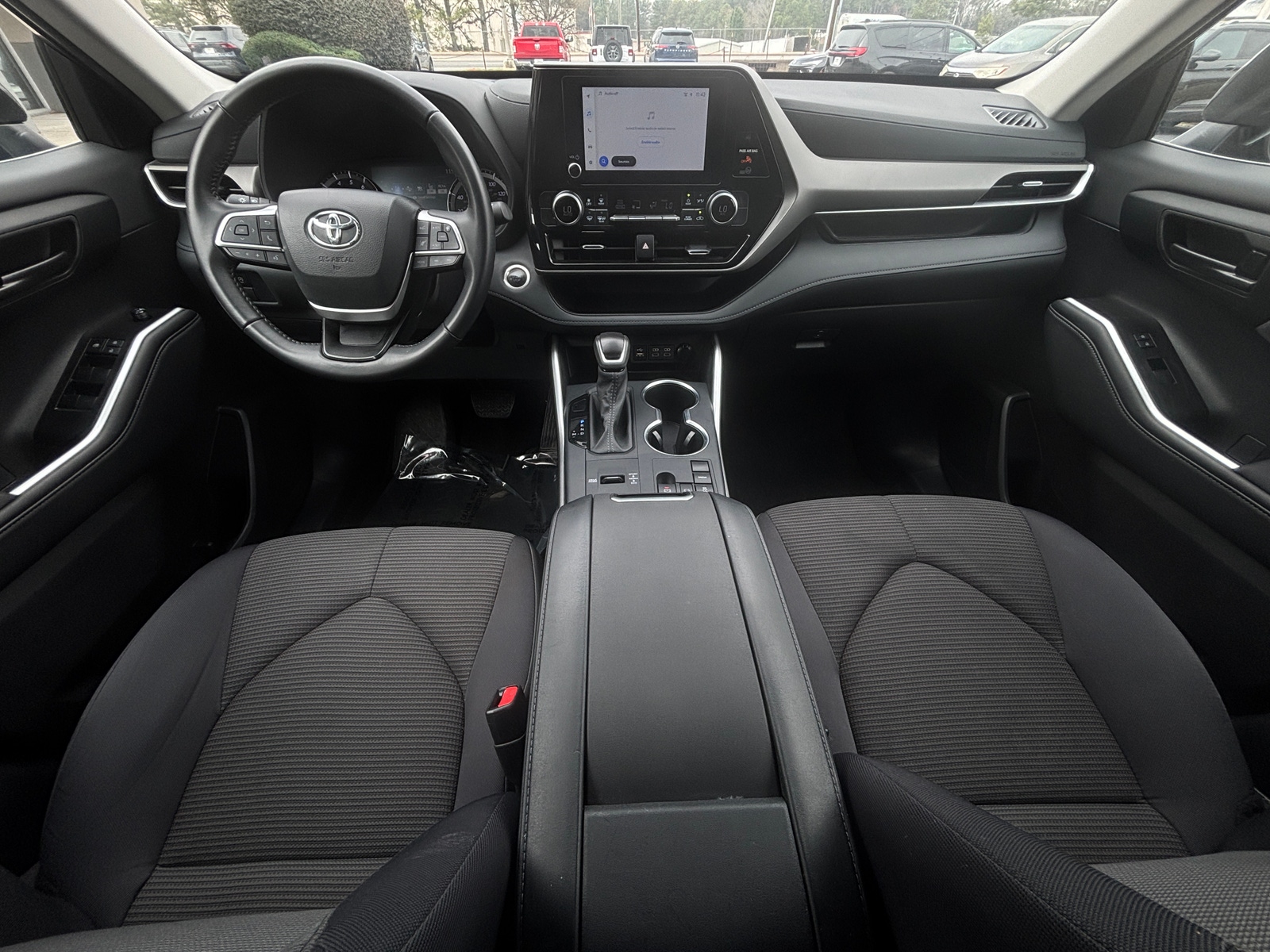 Thumbnail: 2025 Toyota Highlander - 3