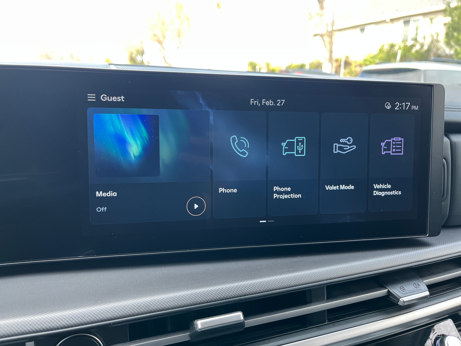 Thumbnail: 2025 Hyundai Santa Fe - 4