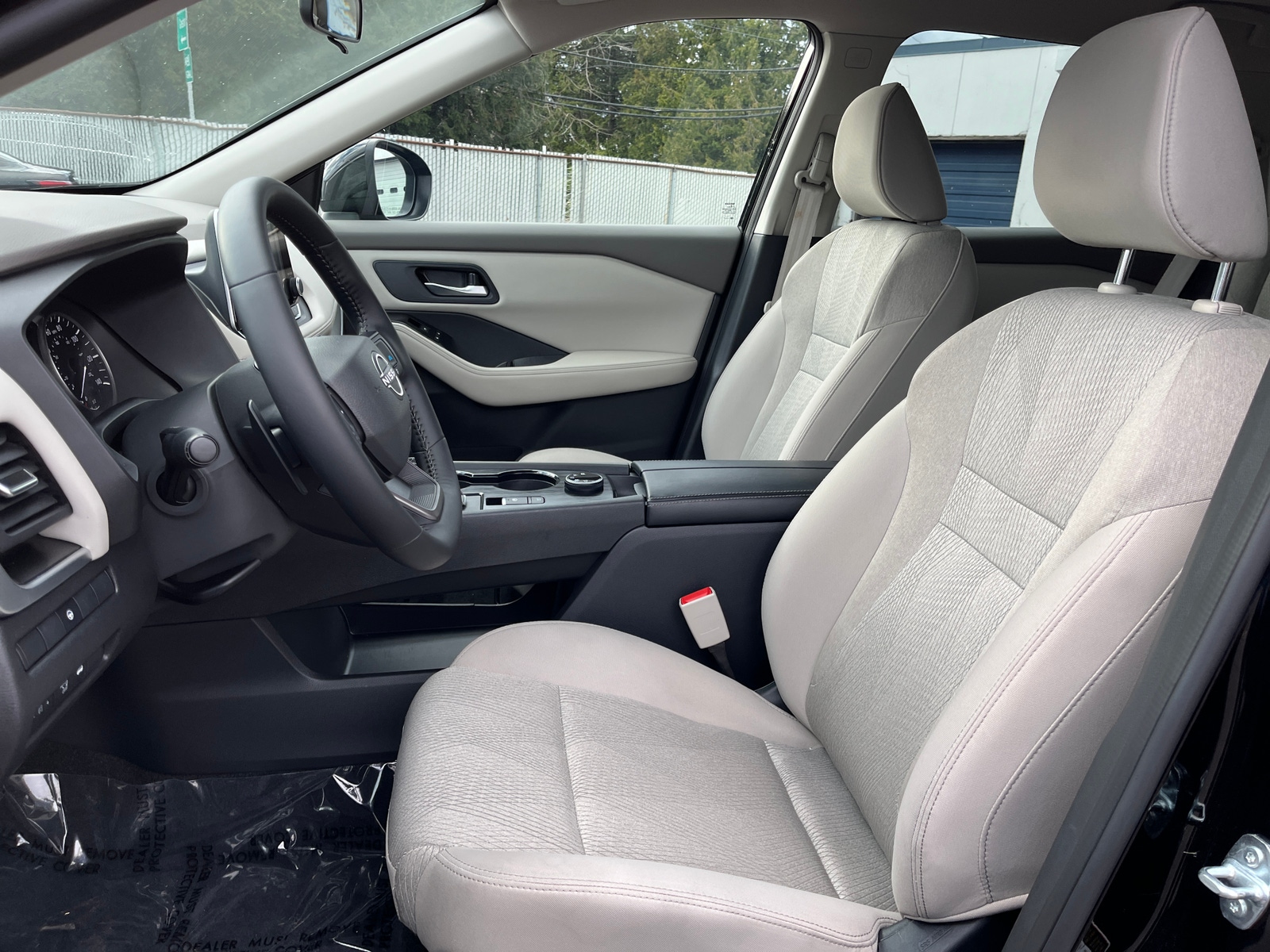 Thumbnail: 2025 Nissan Rogue - 2