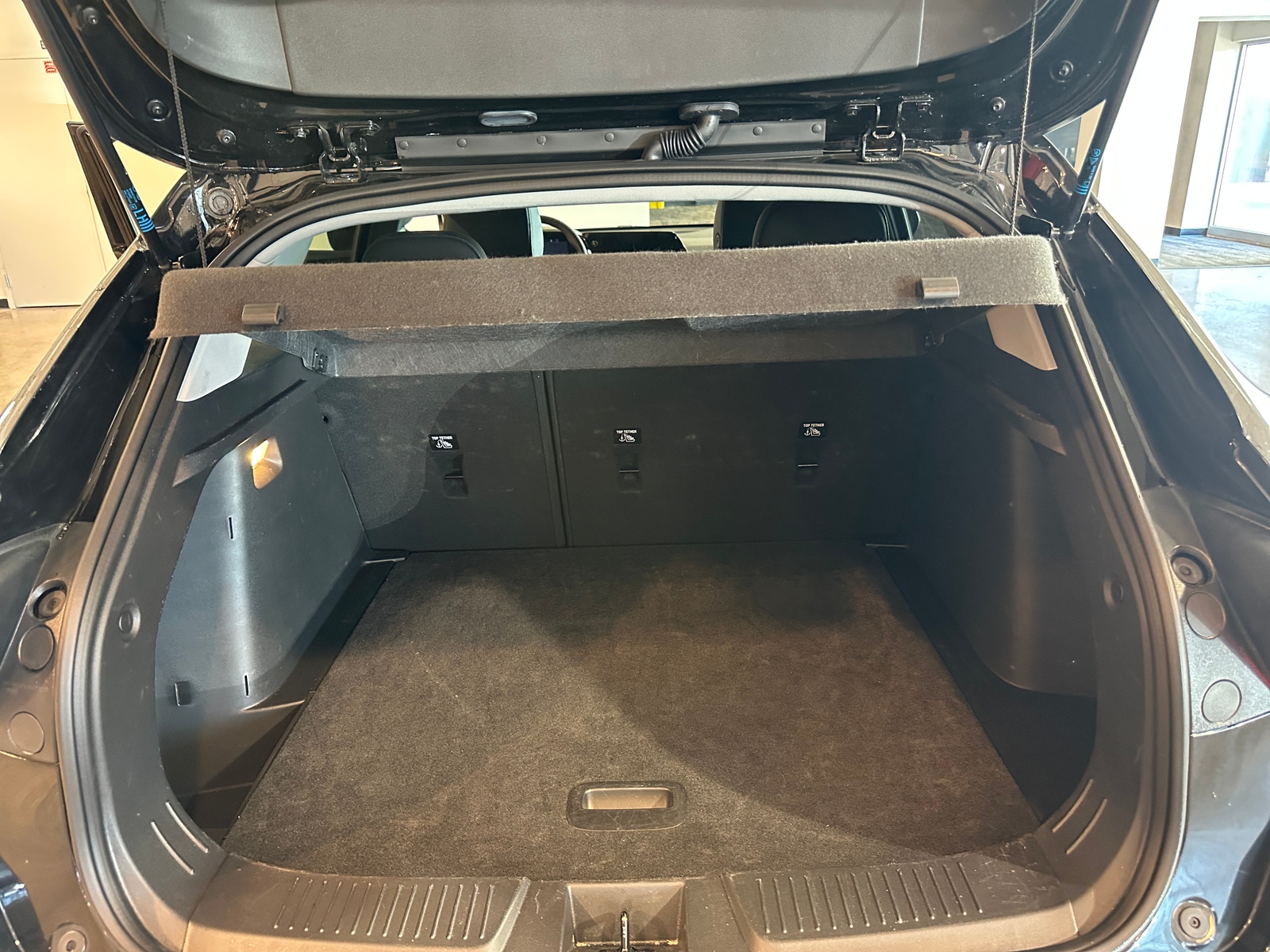 Thumbnail: 2025 Chevrolet Trax - 6