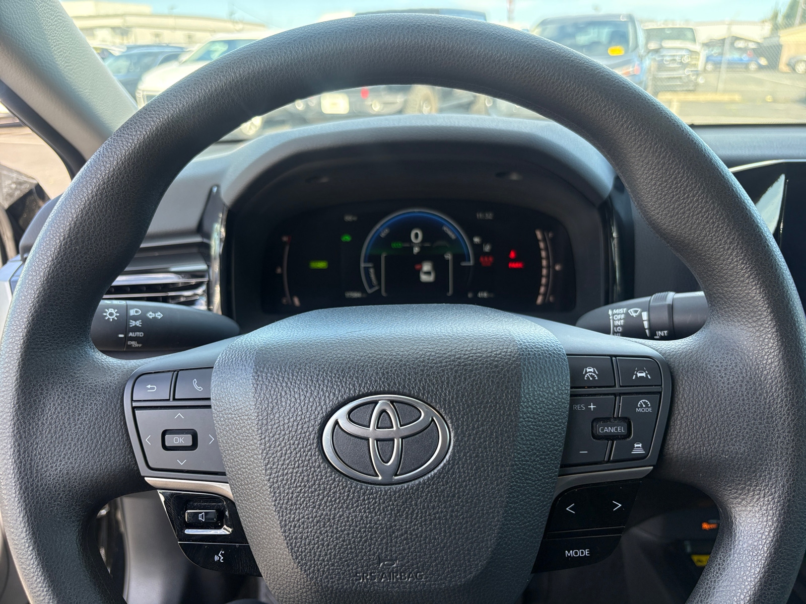 Thumbnail: 2025 Toyota Camry - 5