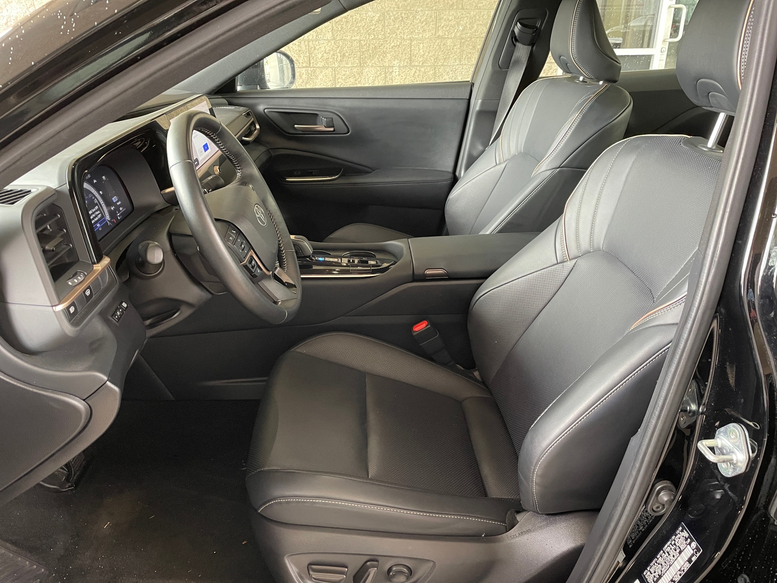 Thumbnail: 2025 Toyota Crown - 2