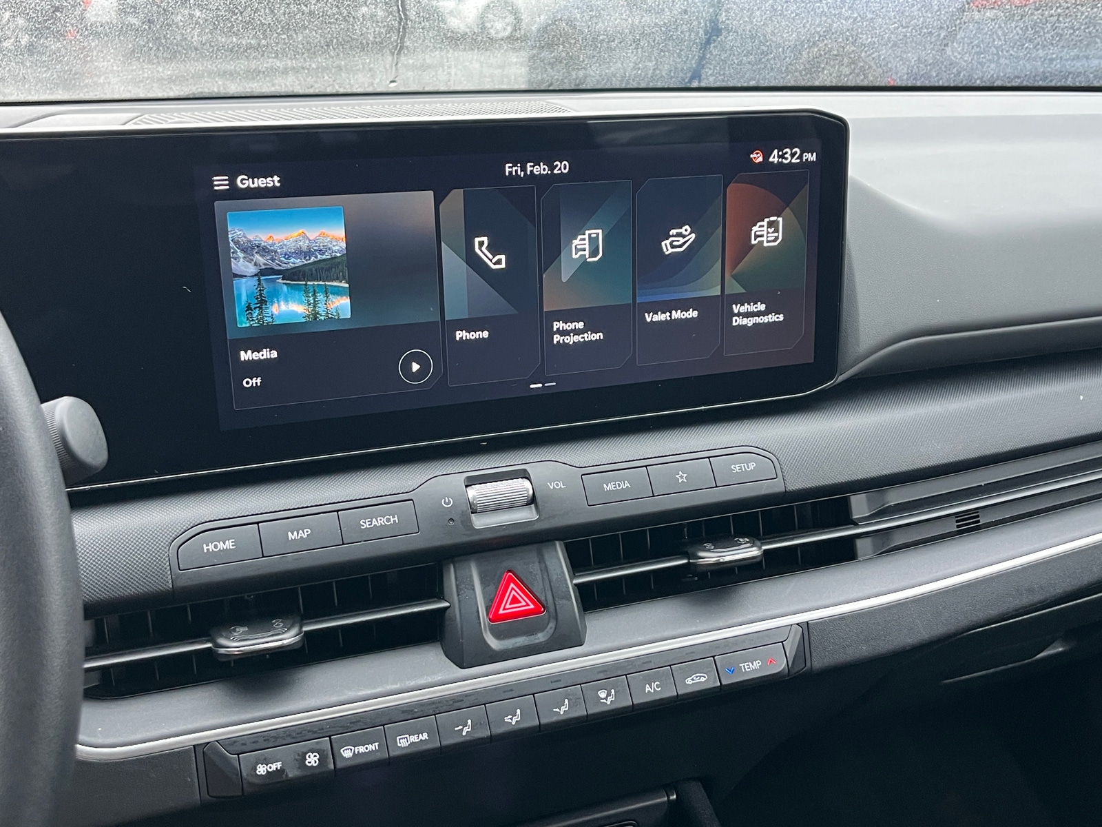 Thumbnail: 2025 Kia K4 - 4