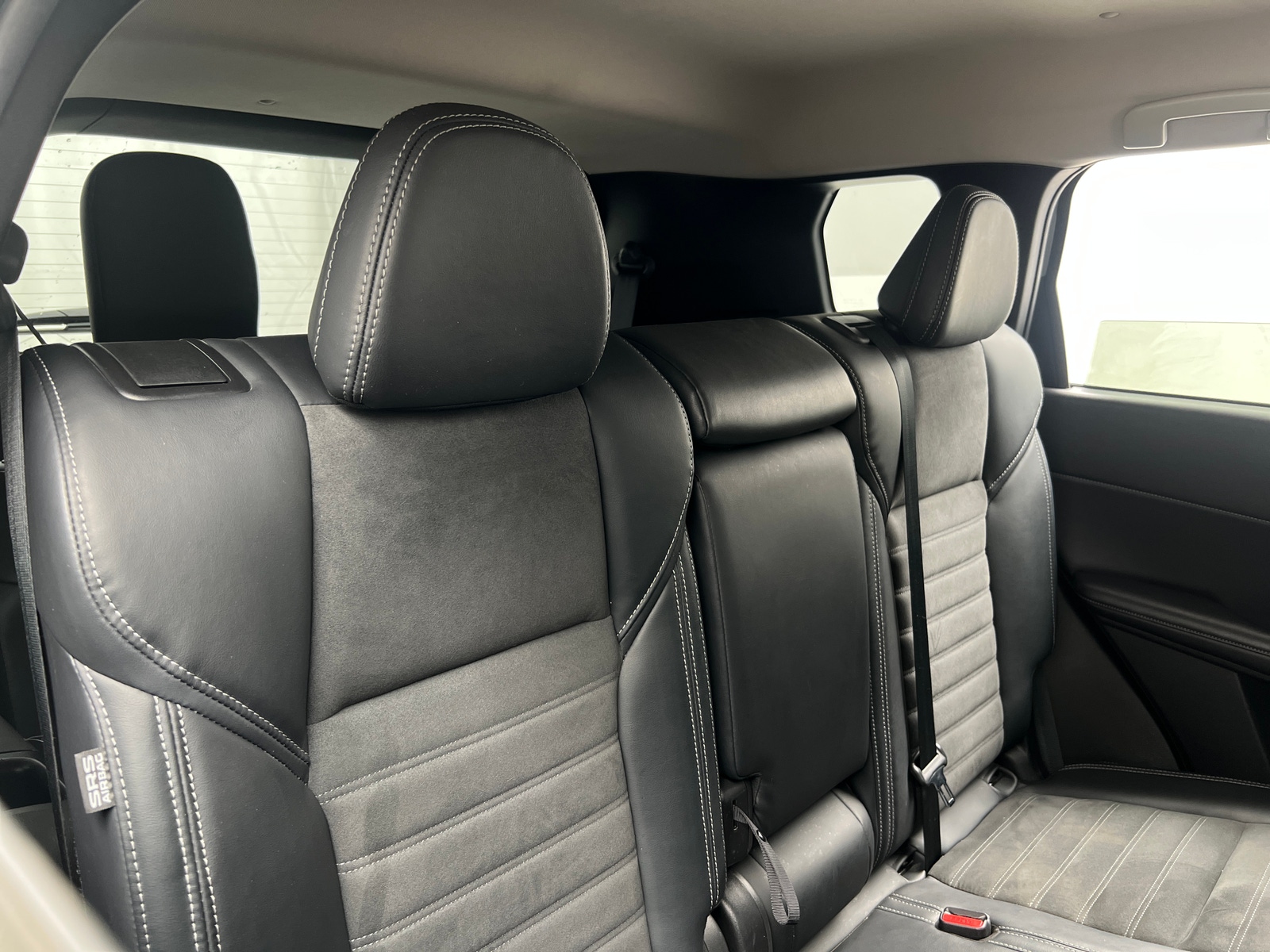 Thumbnail: 2024 Mitsubishi Outlander - 5