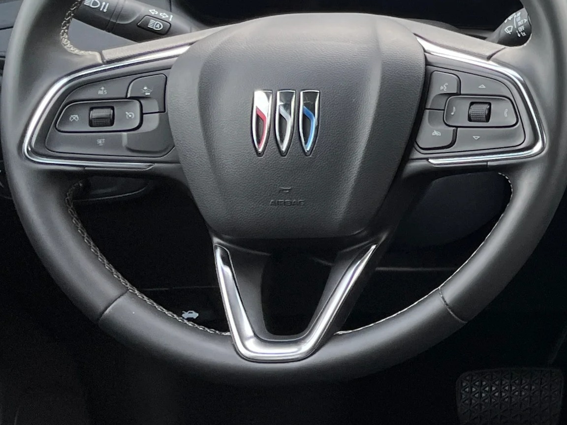 Thumbnail: 2025 Buick Encore GX - 5