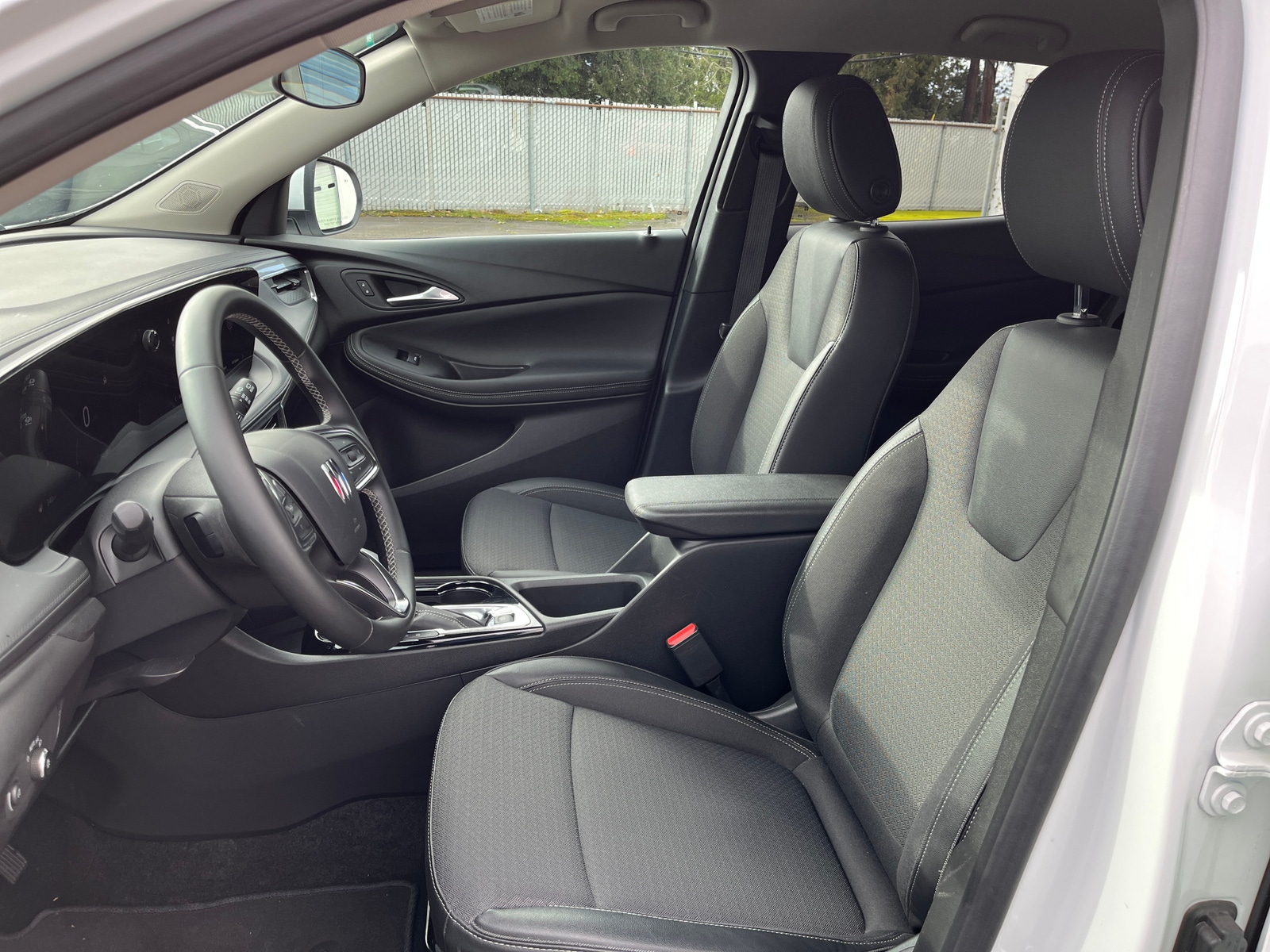 Thumbnail: 2025 Buick Encore GX - 2