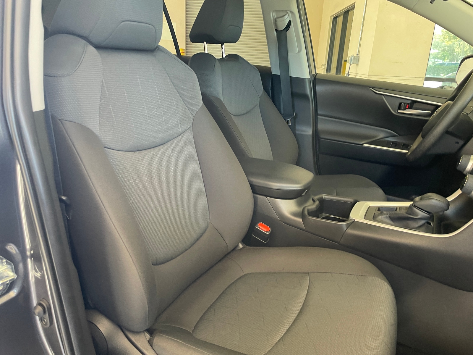 Thumbnail: 2025 Toyota RAV4 - 2