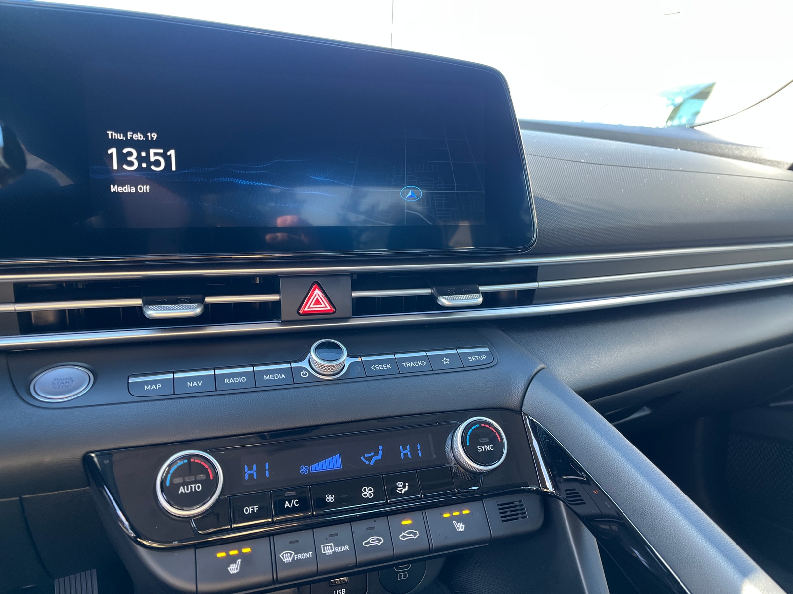 Thumbnail: 2025 Hyundai Elantra - 4