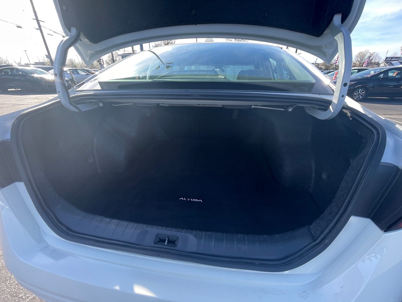 Thumbnail: 2025 Nissan Altima - 4