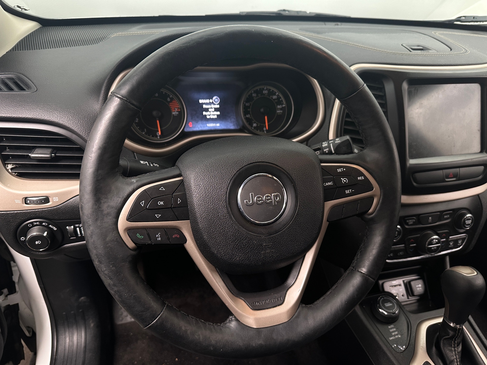 Thumbnail: 2017 Jeep Cherokee - 4