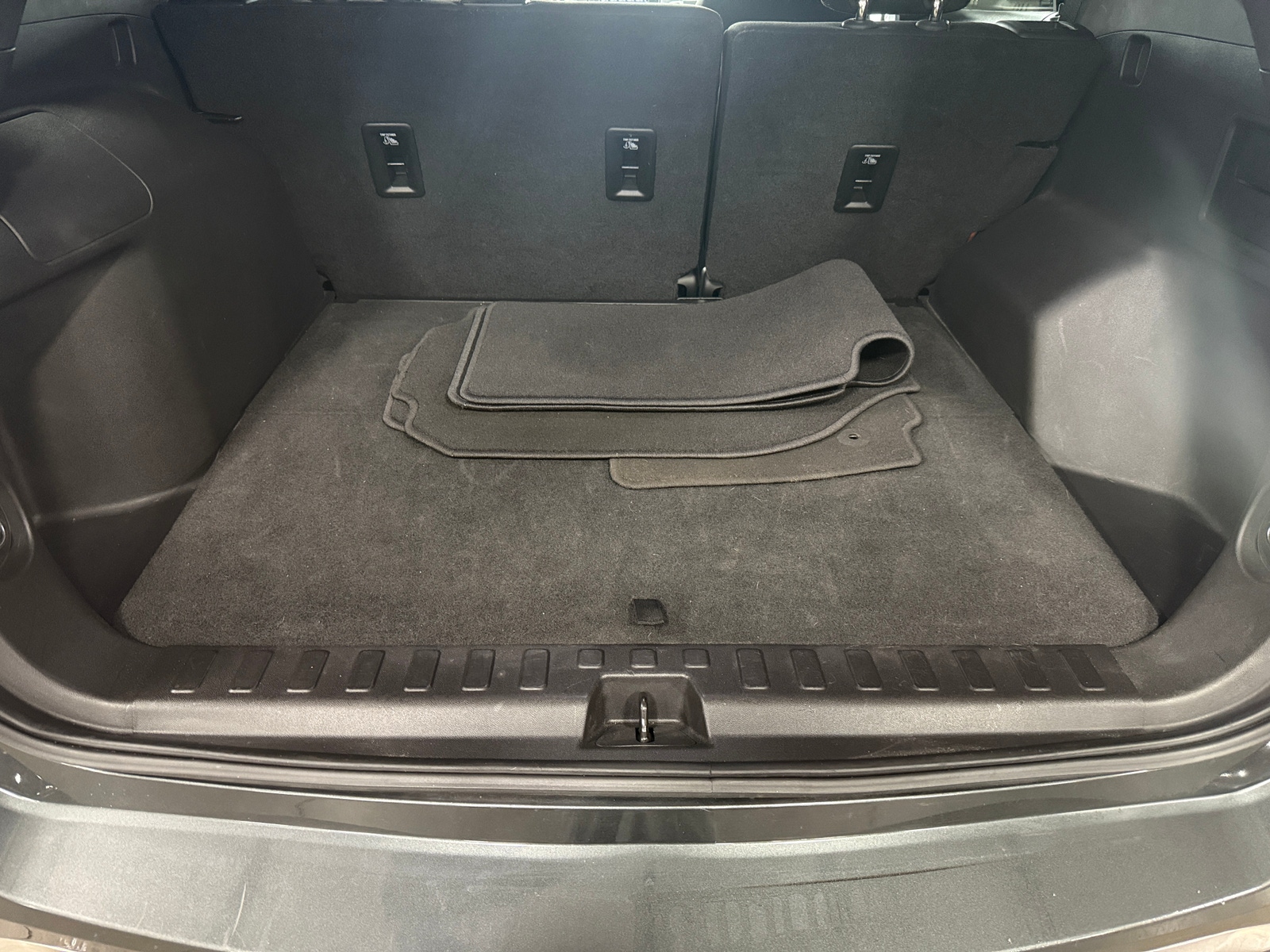 Thumbnail: 2019 Chevrolet Equinox - 7