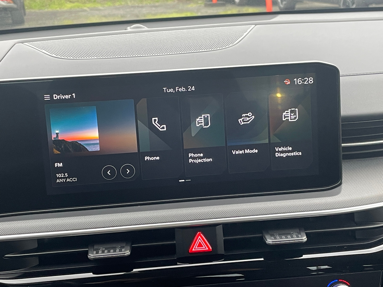 Thumbnail: 2025 Kia K5 - 4